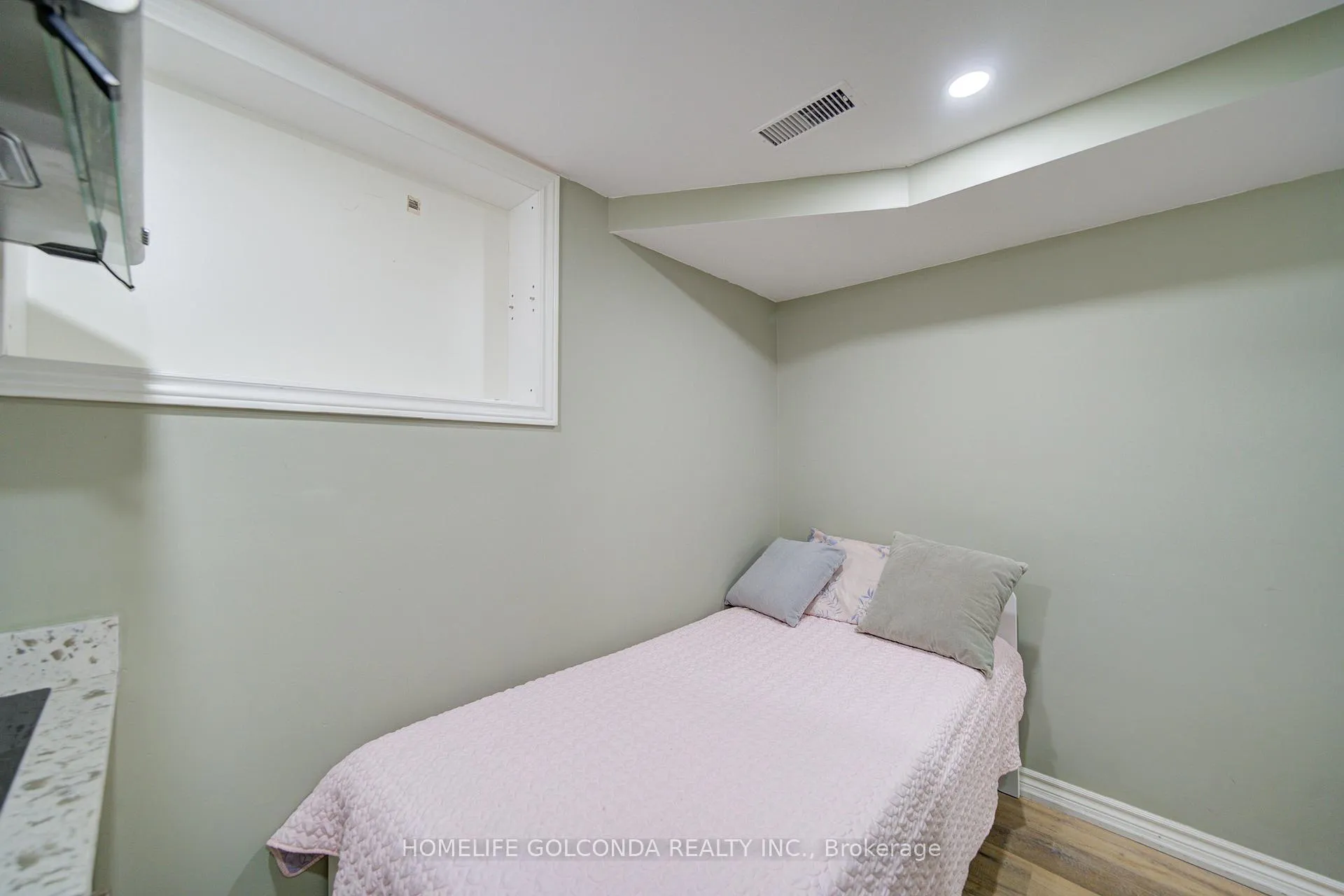 Photo 25 of Unit Bsmt, 263 Milliken Meadows Drive, Markham, Milliken Mills West — HOMEH