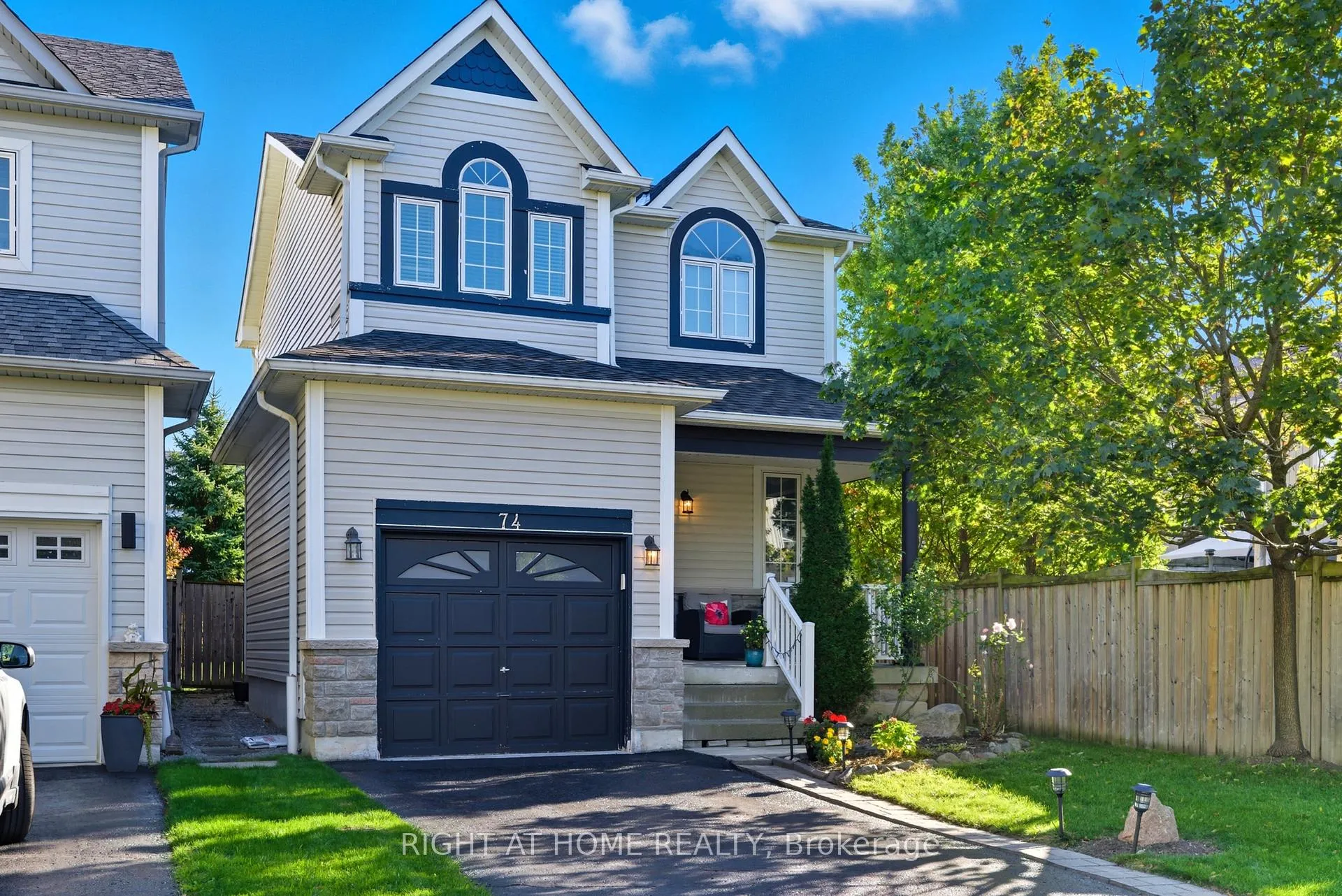 Photo 2 of 74 Northgrove Crescent, Whitby, Brooklin — HOMEH