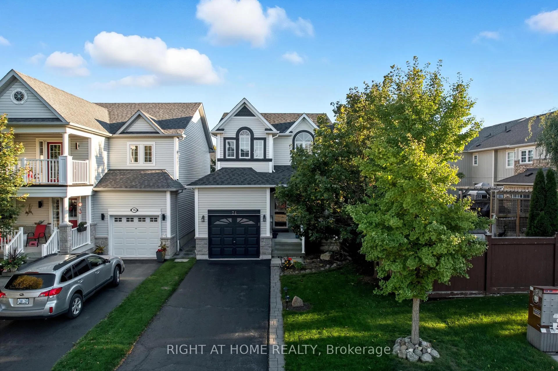Photo 4 of 74 Northgrove Crescent, Whitby, Brooklin — HOMEH