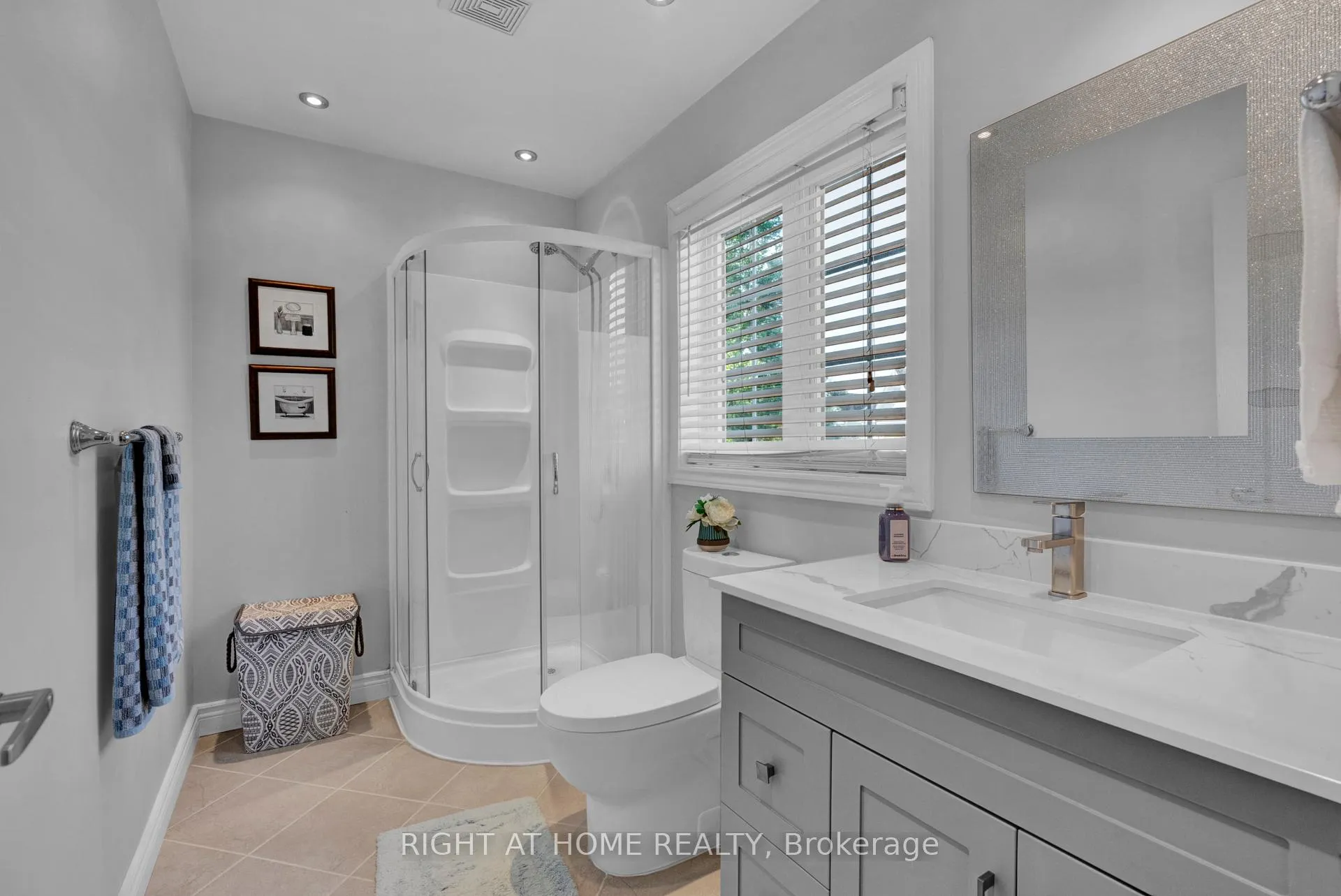 Photo 22 of 74 Northgrove Crescent, Whitby, Brooklin — HOMEH