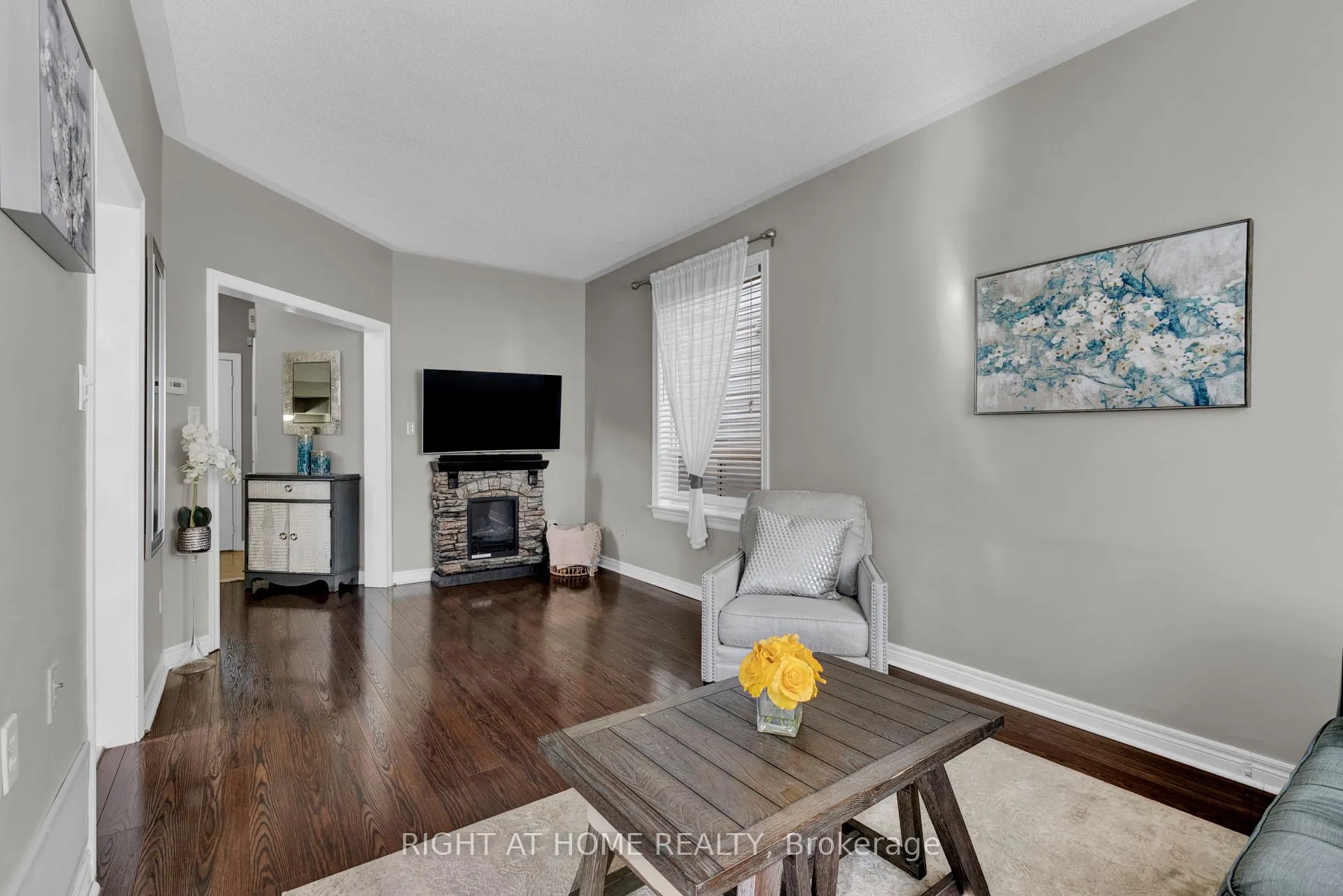 Photo 25 of 74 Northgrove Crescent, Whitby, Brooklin — HOMEH