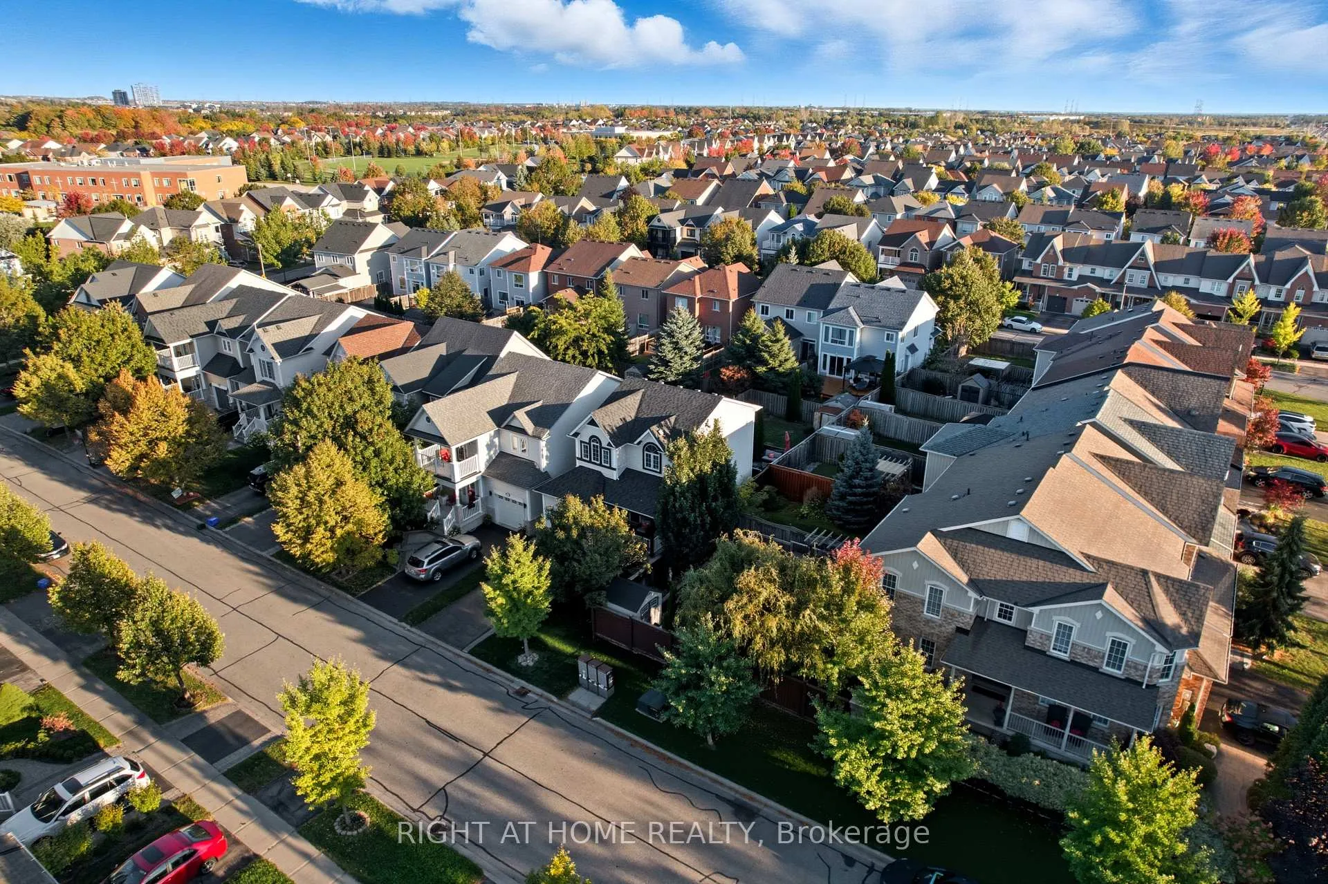 Photo 41 of 74 Northgrove Crescent, Whitby, Brooklin — HOMEH
