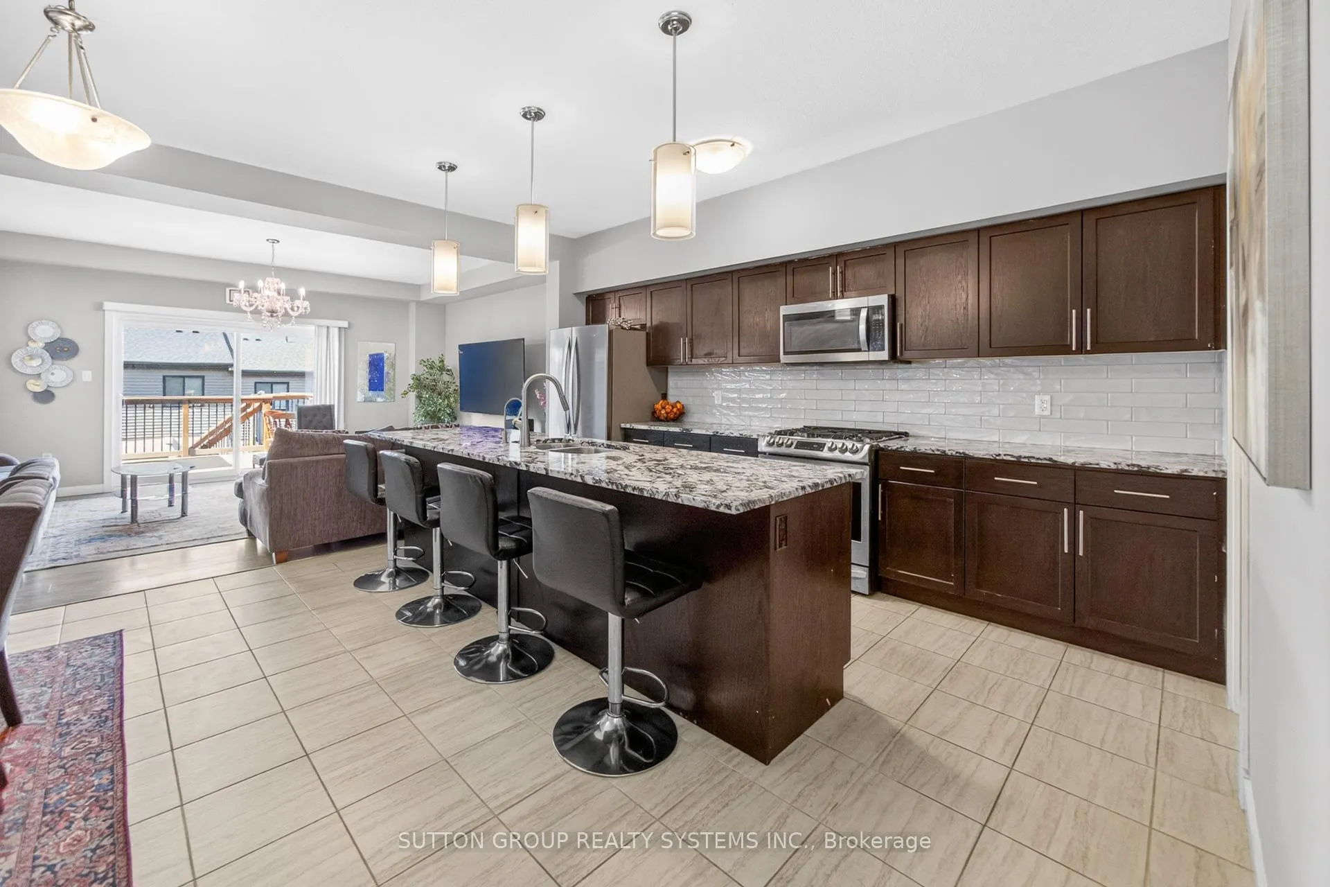 Photo 10 of 917 Robert Ferrie Drive, Kitchener, Brigadoon — HOMEH
