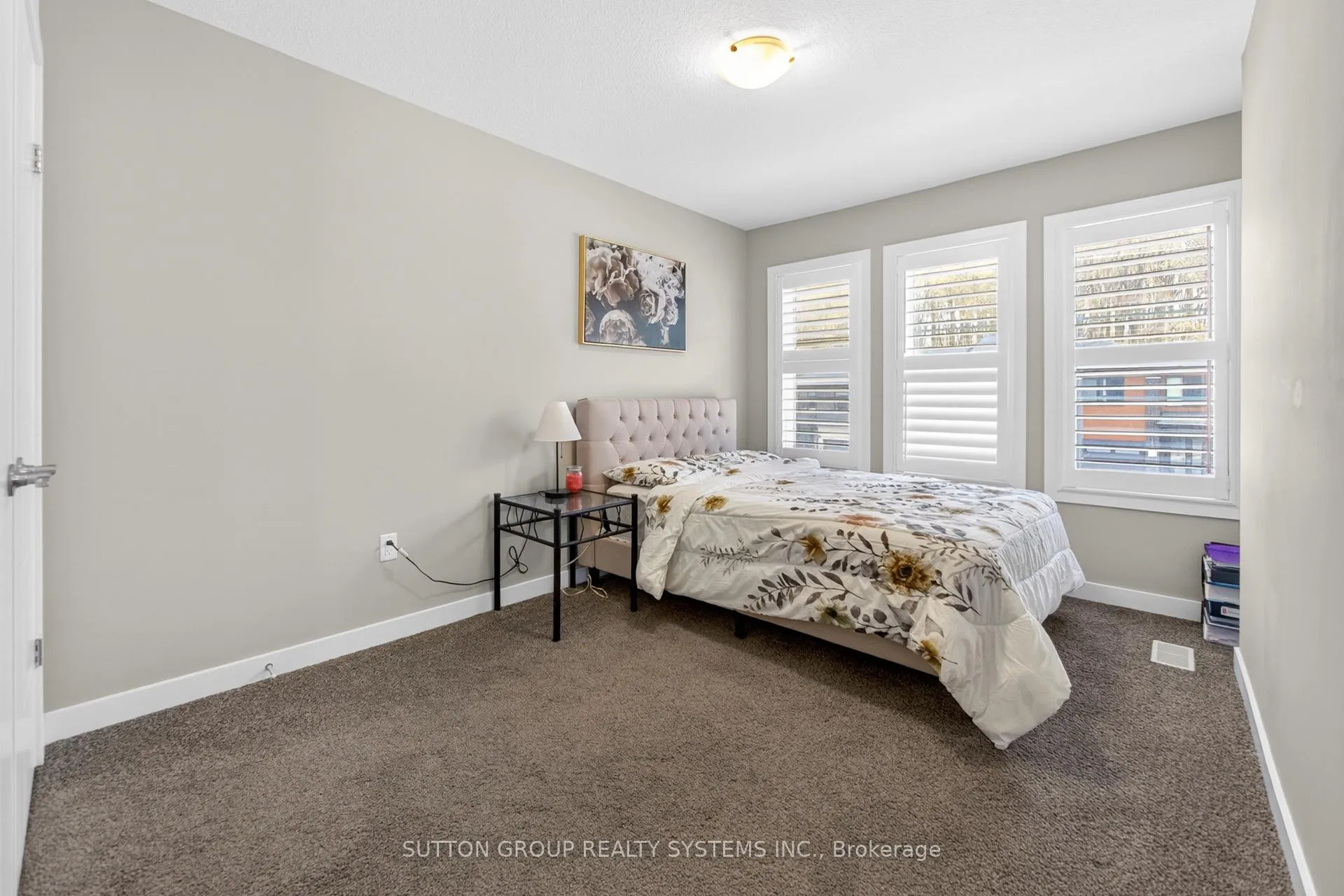 Photo 32 of 917 Robert Ferrie Drive, Kitchener, Brigadoon — HOMEH