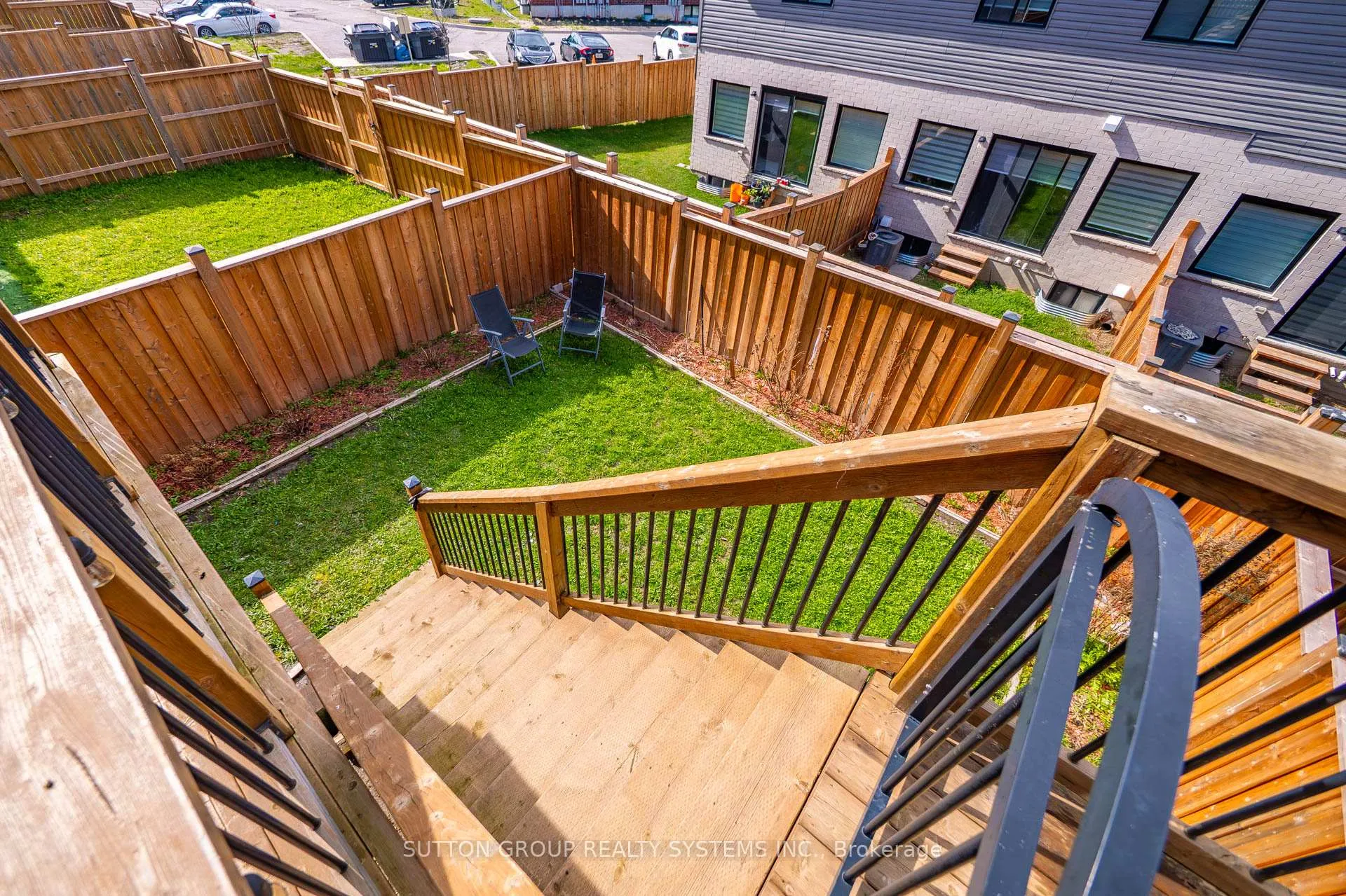 Photo 48 of 917 Robert Ferrie Drive, Kitchener, Brigadoon — HOMEH