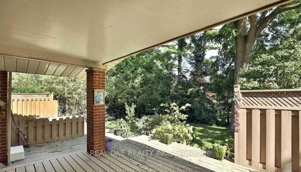 Photo 24 of 236 Ash Tree Way, Oakville, Ford — HOMEH