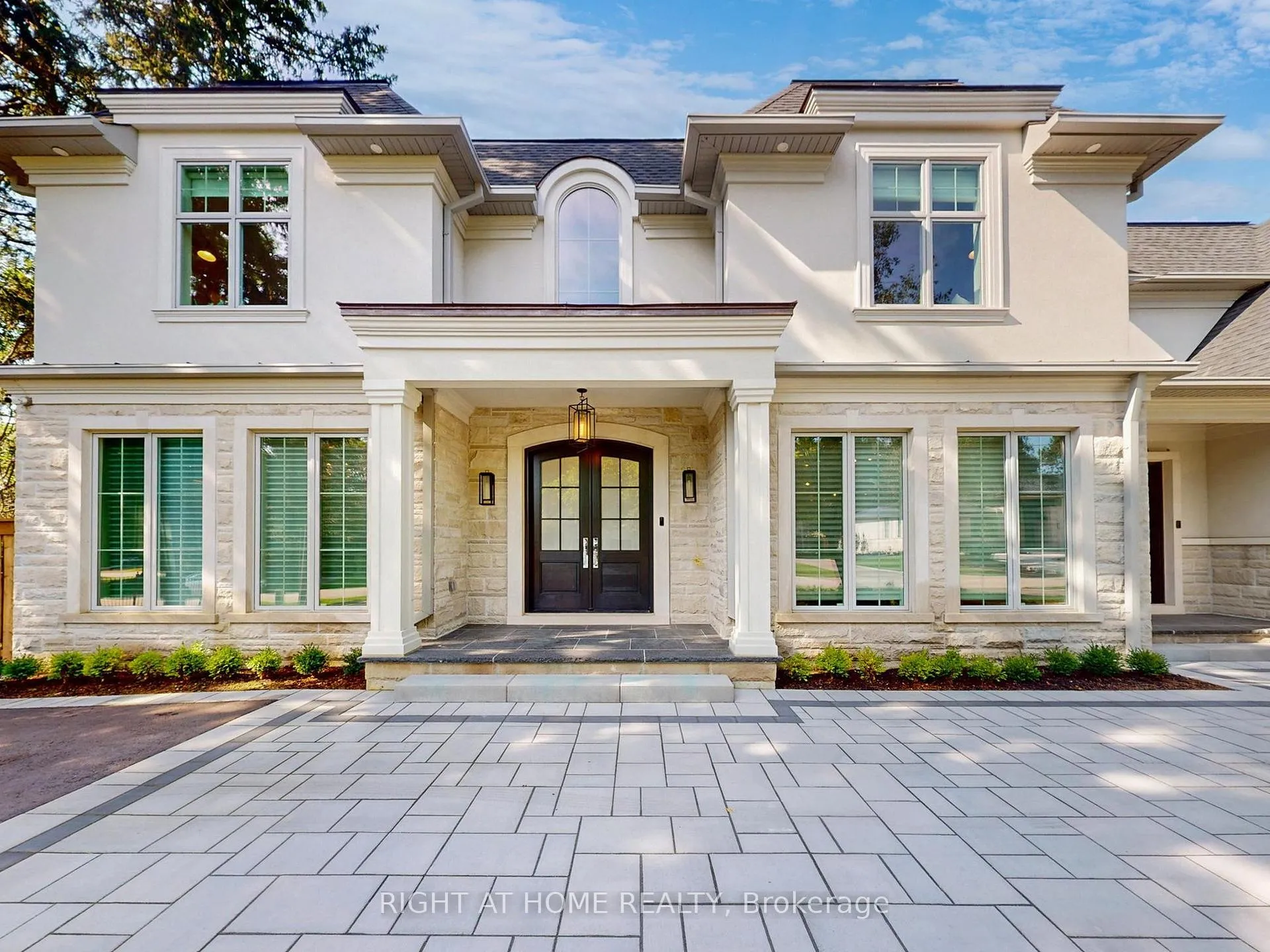 Photo of 172 Burgundy Drive