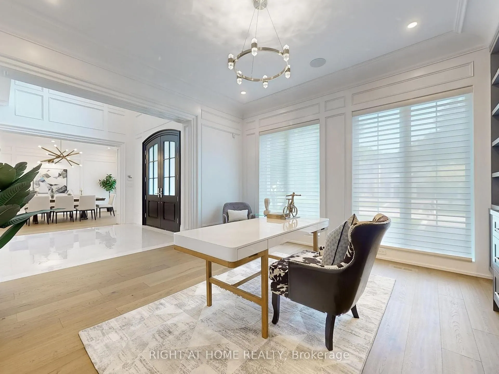 Photo 6 of 172 Burgundy Drive, Oakville, Morrison — HOMEH