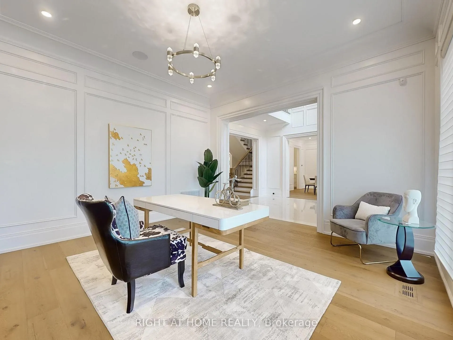 Photo 7 of 172 Burgundy Drive, Oakville, Morrison — HOMEH