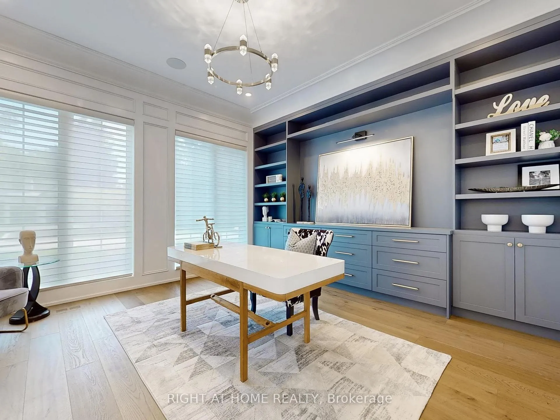 Photo 8 of 172 Burgundy Drive, Oakville, Morrison — HOMEH