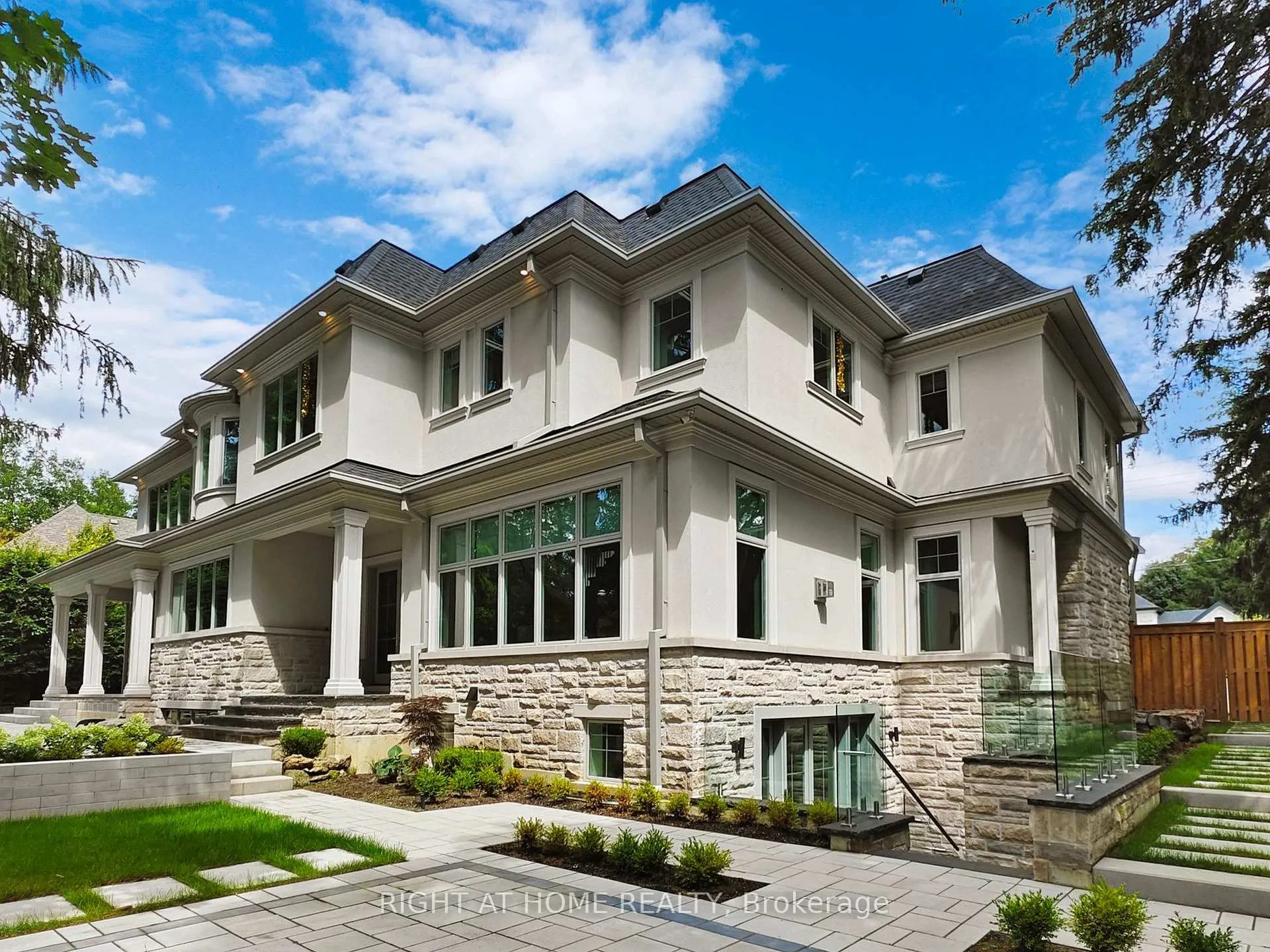 Photo 43 of 172 Burgundy Drive, Oakville, Morrison — HOMEH