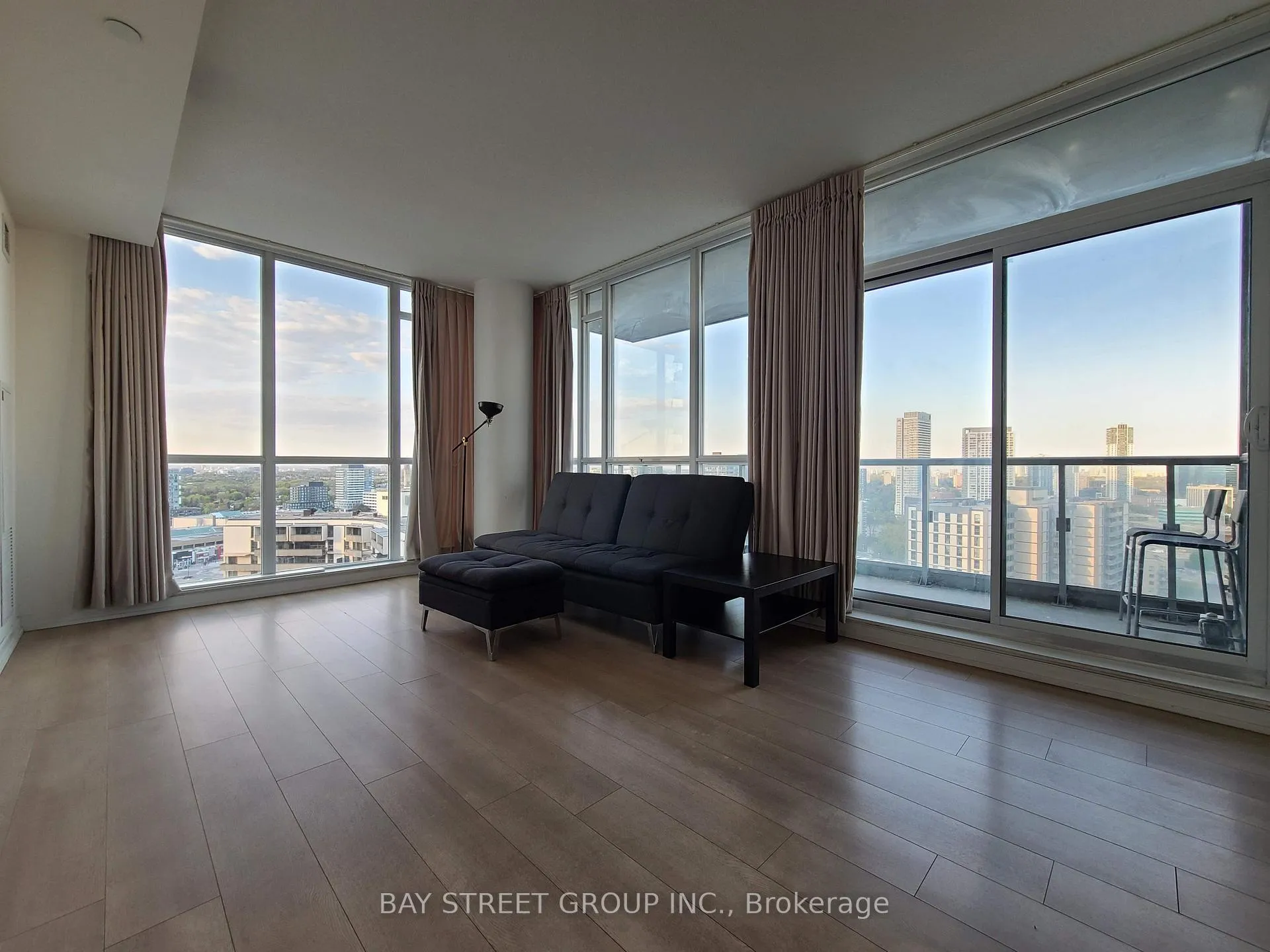 Photo 6 of Unit 1903, 62 Forest Manor Road, North York, Henry Farm — HOMEH
