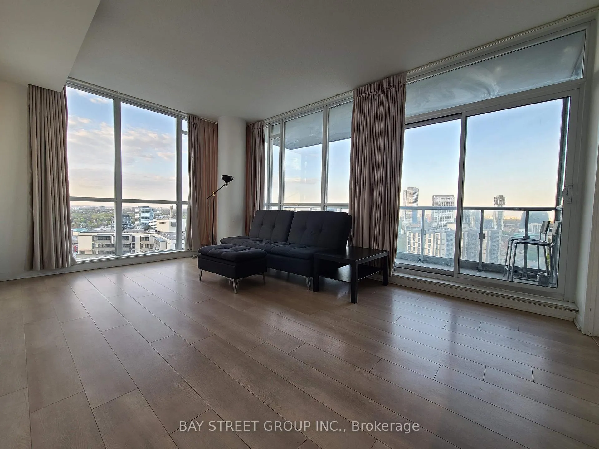 Photo 10 of Unit 1903, 62 Forest Manor Road, North York, Henry Farm — HOMEH