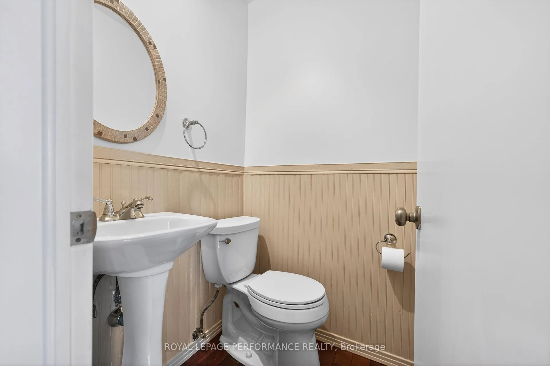 Photo 20 of 774 Manitou Drive, Ottawa, Carlingwood — HOMEH