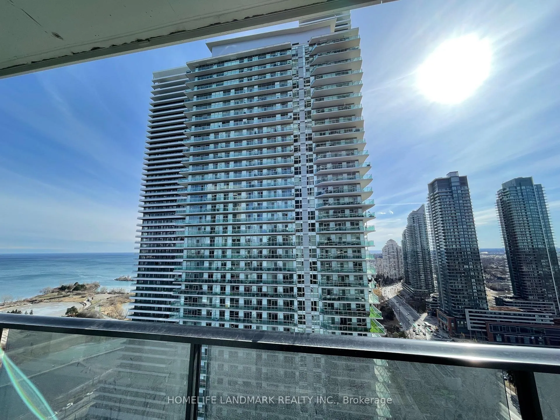 Photo 12 of Unit 2407, 70 Annie Craig Drive, Etobicoke, Mimico — HOMEH