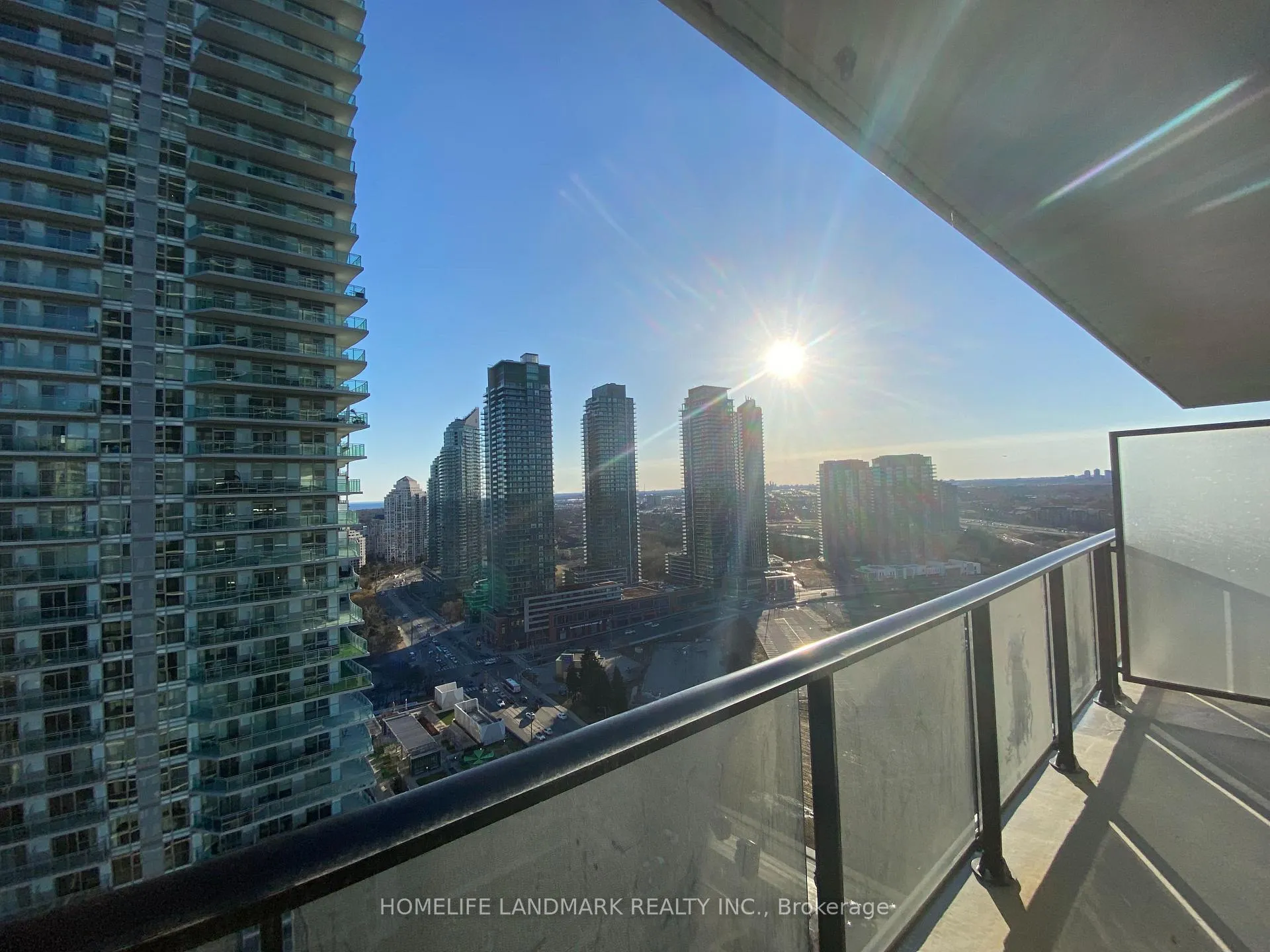 Photo 14 of Unit 2407, 70 Annie Craig Drive, Etobicoke, Mimico — HOMEH