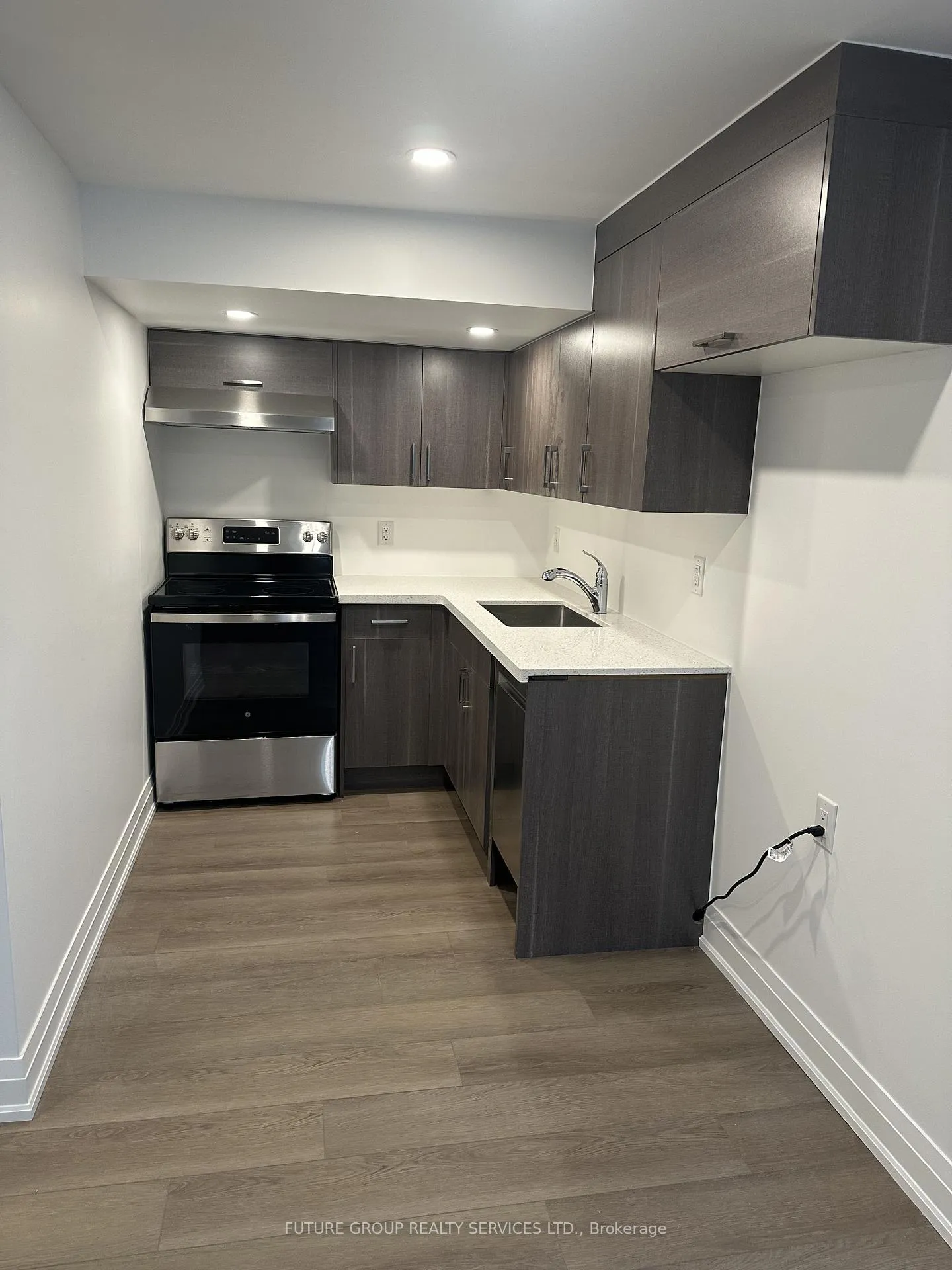 Photo 3 of Unit Basement, 40 Autumn Drive, Wasaga Beach — HOMEH