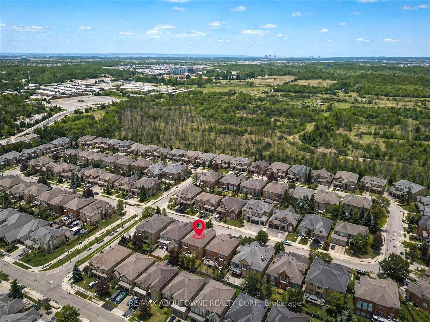 Photo 2 of 3260 Ribble Crescent, Oakville, Bronte Creek — HOMEH