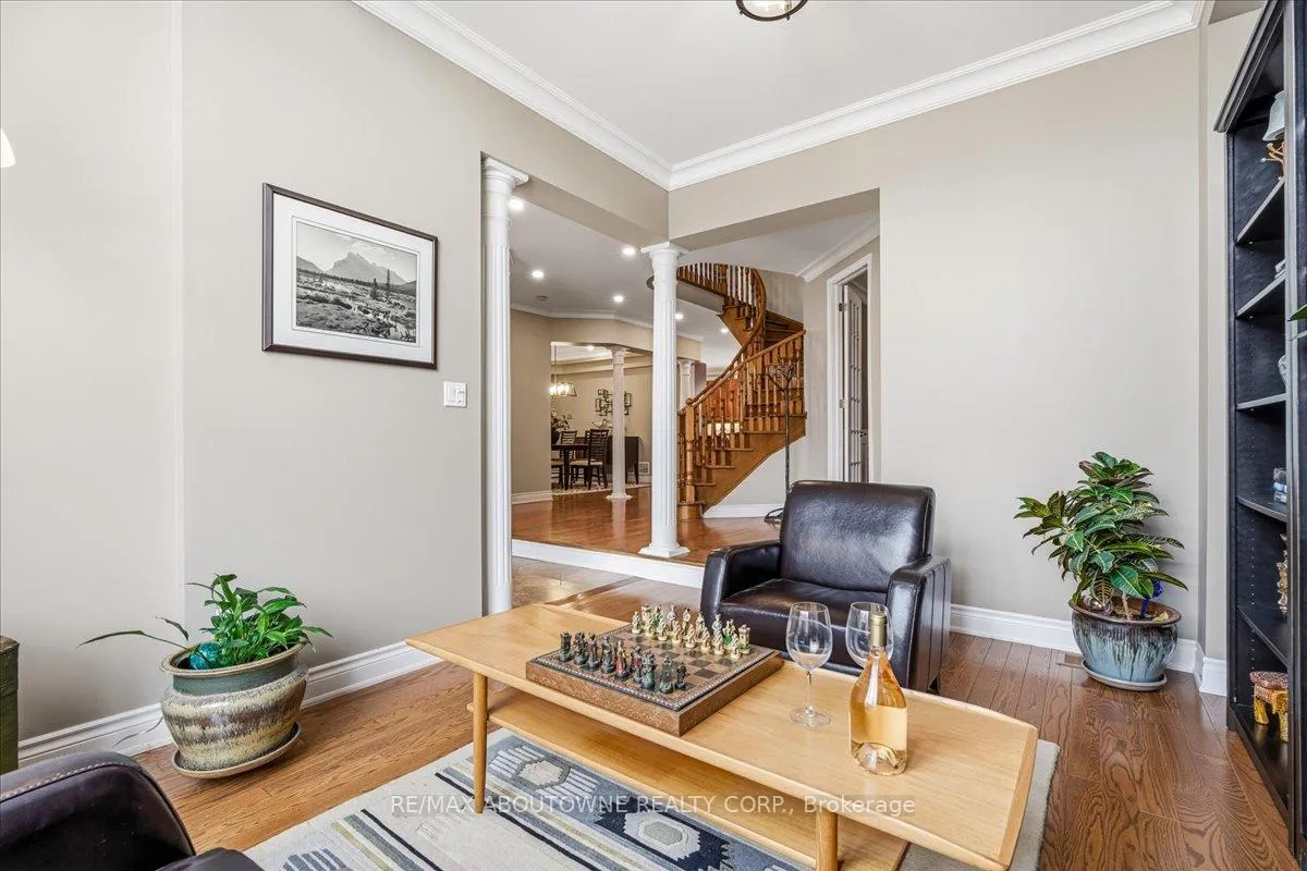 Photo 7 of 3260 Ribble Crescent, Oakville, Bronte Creek — HOMEH