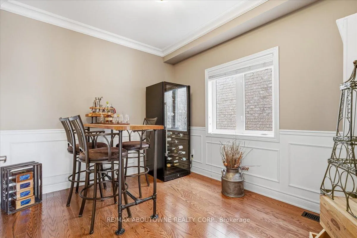 Photo 8 of 3260 Ribble Crescent, Oakville, Bronte Creek — HOMEH