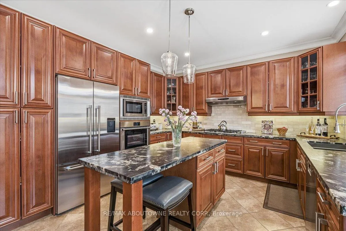 Photo 17 of 3260 Ribble Crescent, Oakville, Bronte Creek — HOMEH