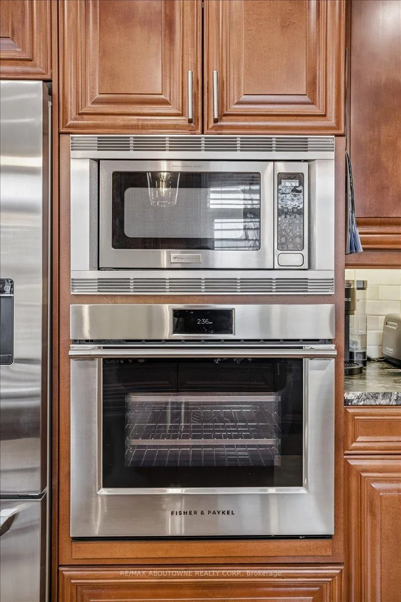 Photo 18 of 3260 Ribble Crescent, Oakville, Bronte Creek — HOMEH