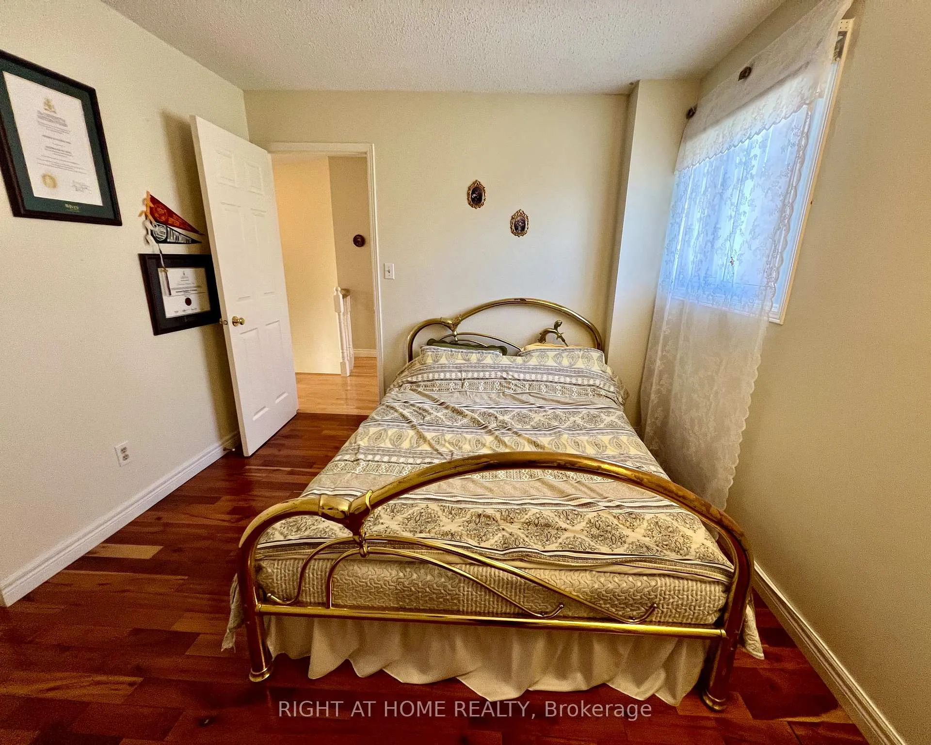 Photo 14 of 4 Silverbirch Place, Whitby, Pringle Creek — HOMEH