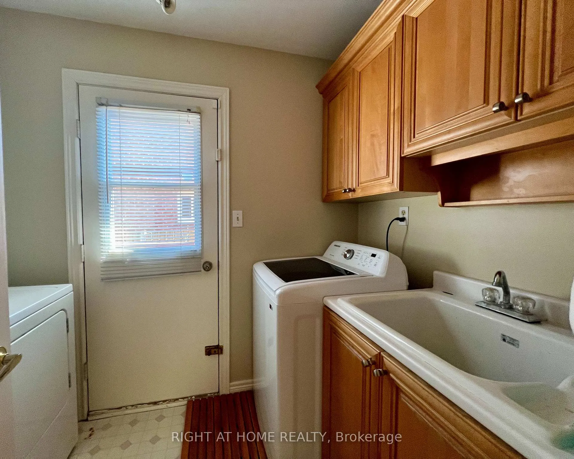 Photo 20 of 4 Silverbirch Place, Whitby, Pringle Creek — HOMEH