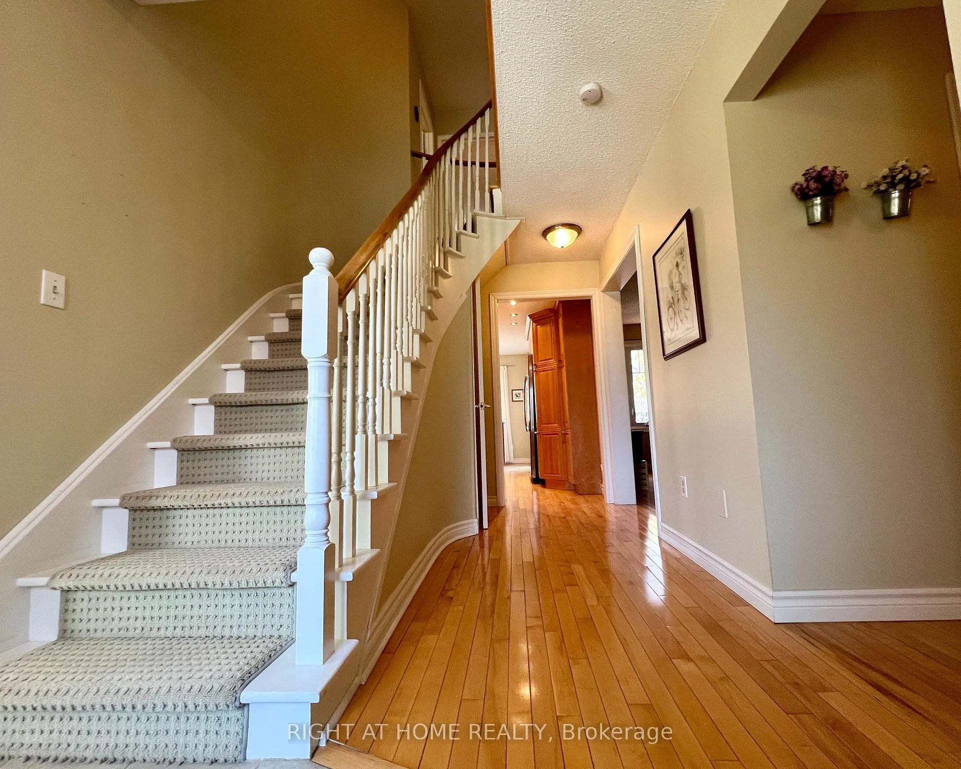 Photo 21 of 4 Silverbirch Place, Whitby, Pringle Creek — HOMEH