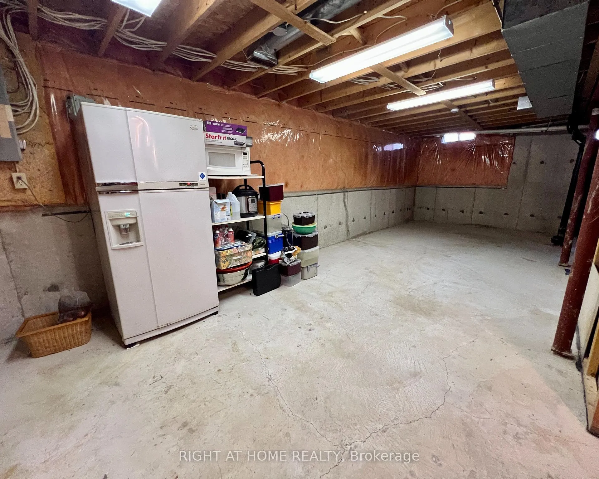 Photo 24 of 4 Silverbirch Place, Whitby, Pringle Creek — HOMEH