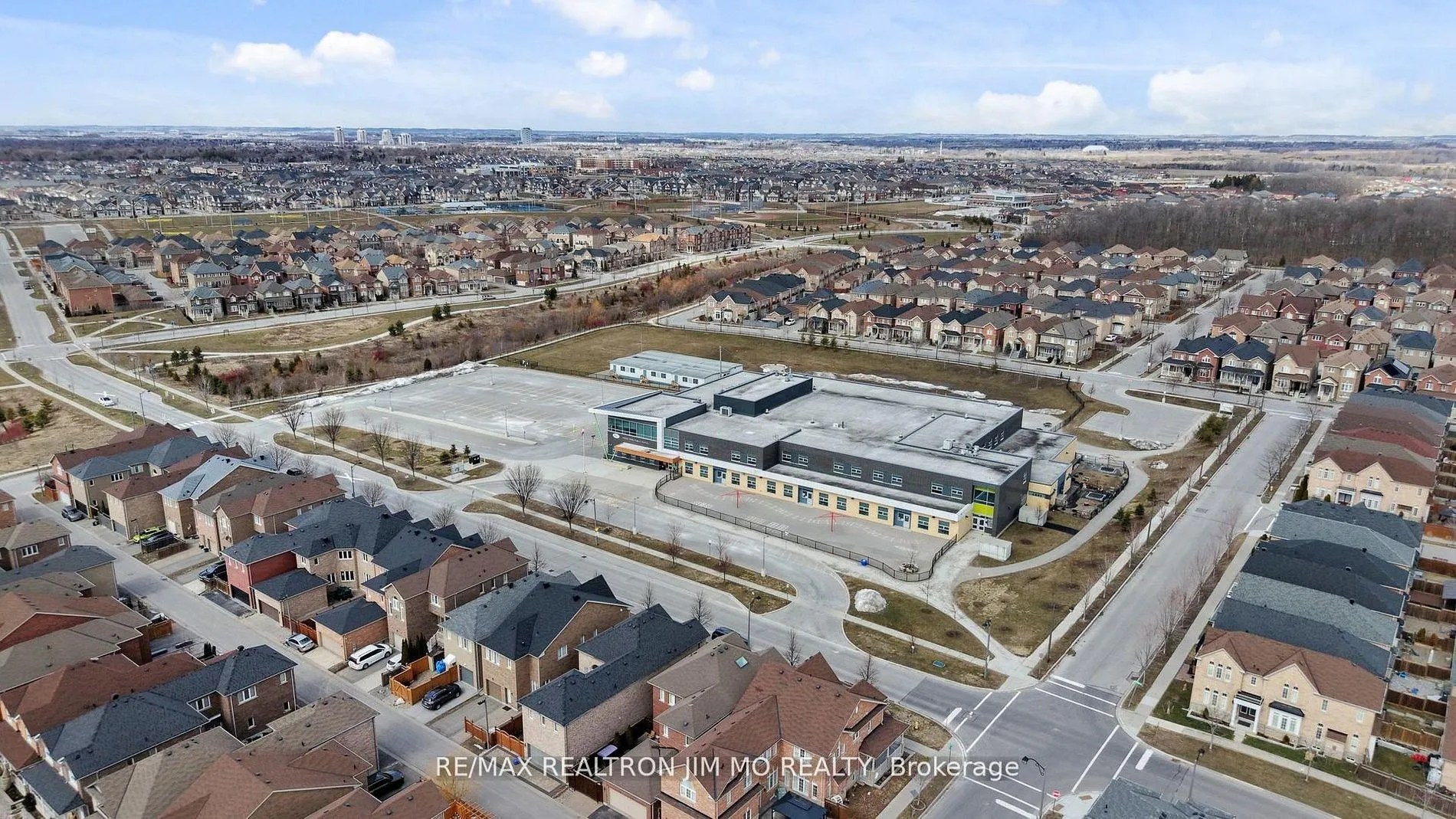 Photo 45 of 1772 Donald Cousens Parkway, Markham, Cornell — HOMEH