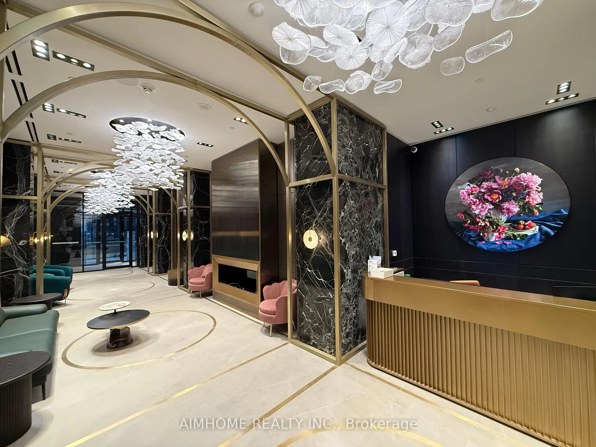 Photo 2 of Unit 1606, 771 Yonge Street, Toronto, Rosedale-Moore Park — HOMEH