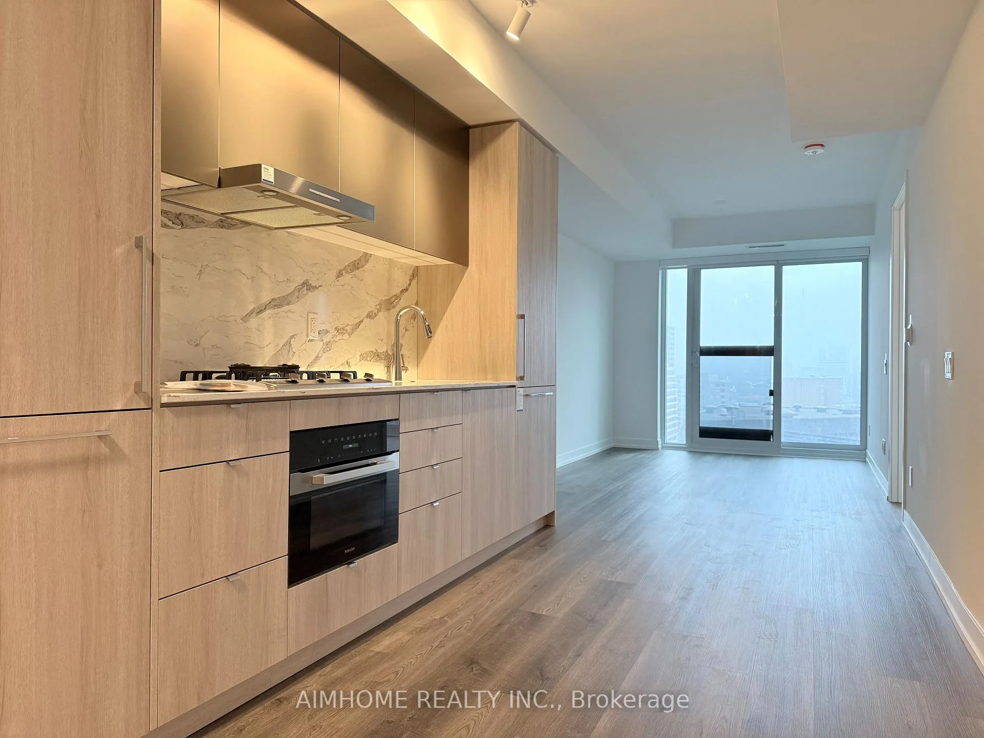 Photo 3 of Unit 1606, 771 Yonge Street, Toronto, Rosedale-Moore Park — HOMEH