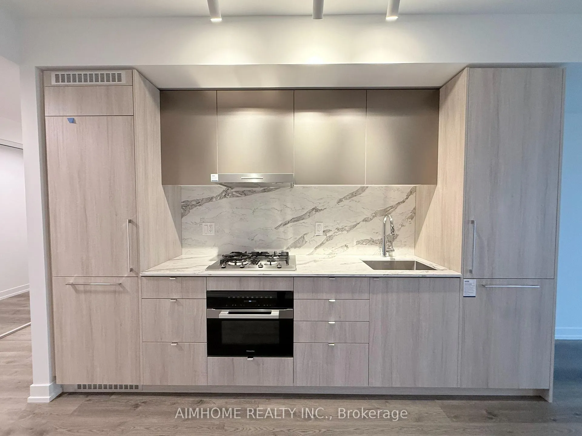 Photo 9 of Unit 1606, 771 Yonge Street, Toronto, Rosedale-Moore Park — HOMEH