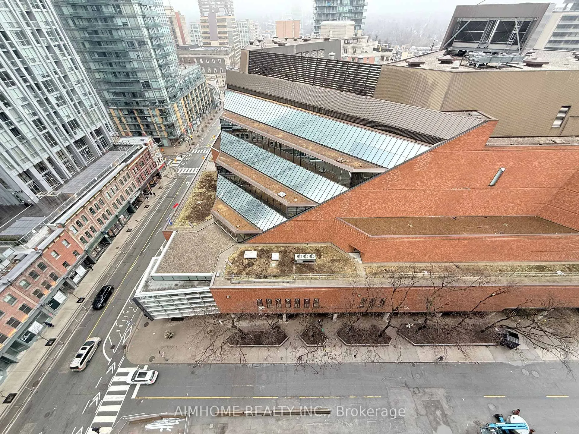 Photo 17 of Unit 1606, 771 Yonge Street, Toronto, Rosedale-Moore Park — HOMEH