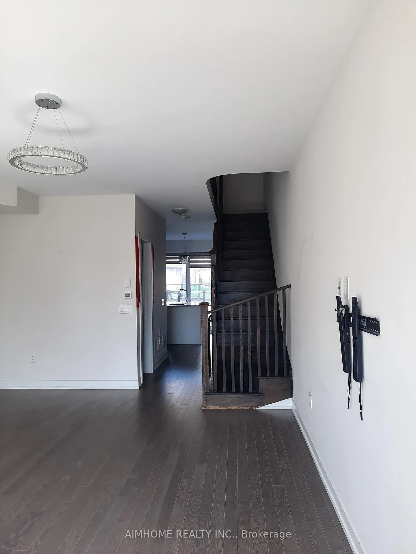 Photo 12 of 159 Salterton Circle, Vaughan, Rural Vaughan — HOMEH