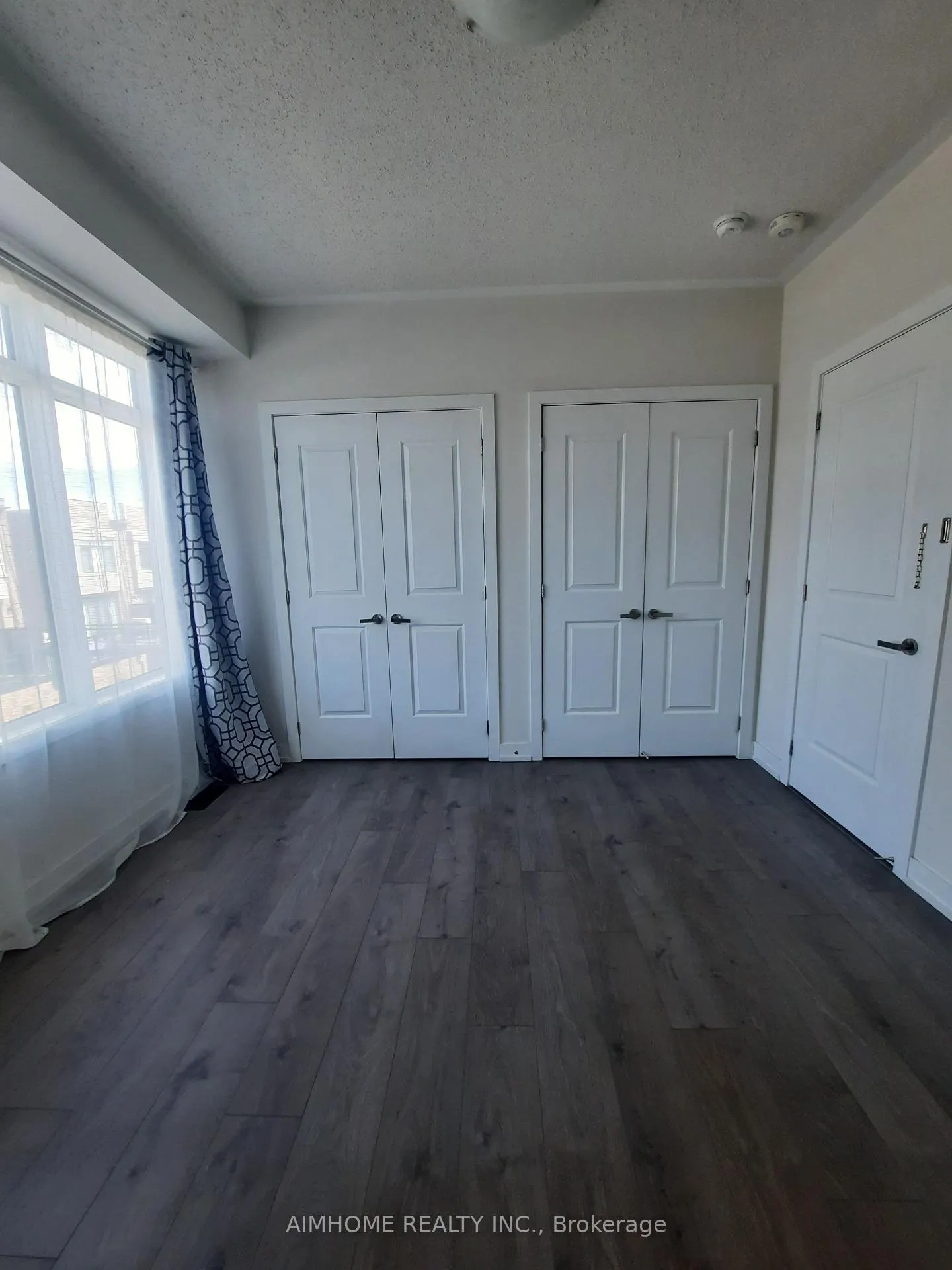 Photo 17 of 159 Salterton Circle, Vaughan, Rural Vaughan — HOMEH