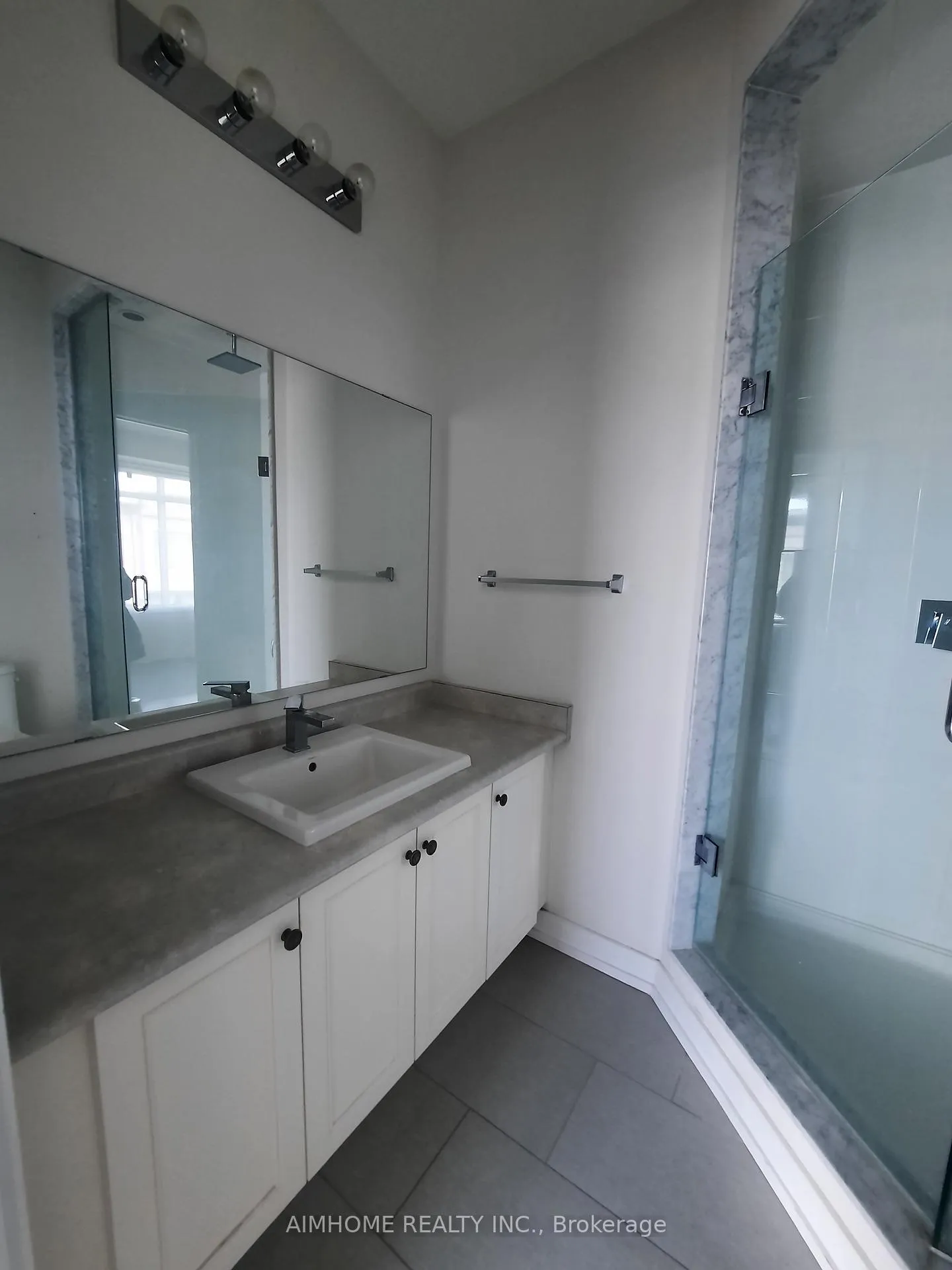 Photo 19 of 159 Salterton Circle, Vaughan, Rural Vaughan — HOMEH