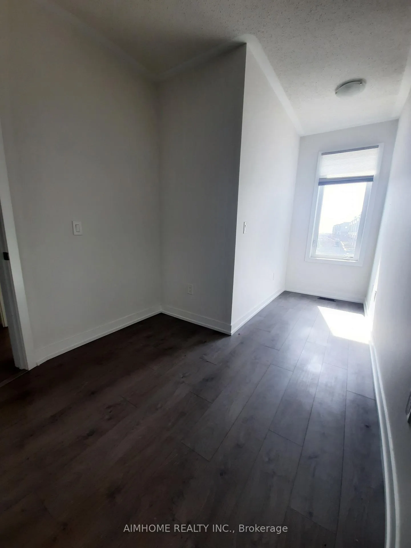 Photo 22 of 159 Salterton Circle, Vaughan, Rural Vaughan — HOMEH