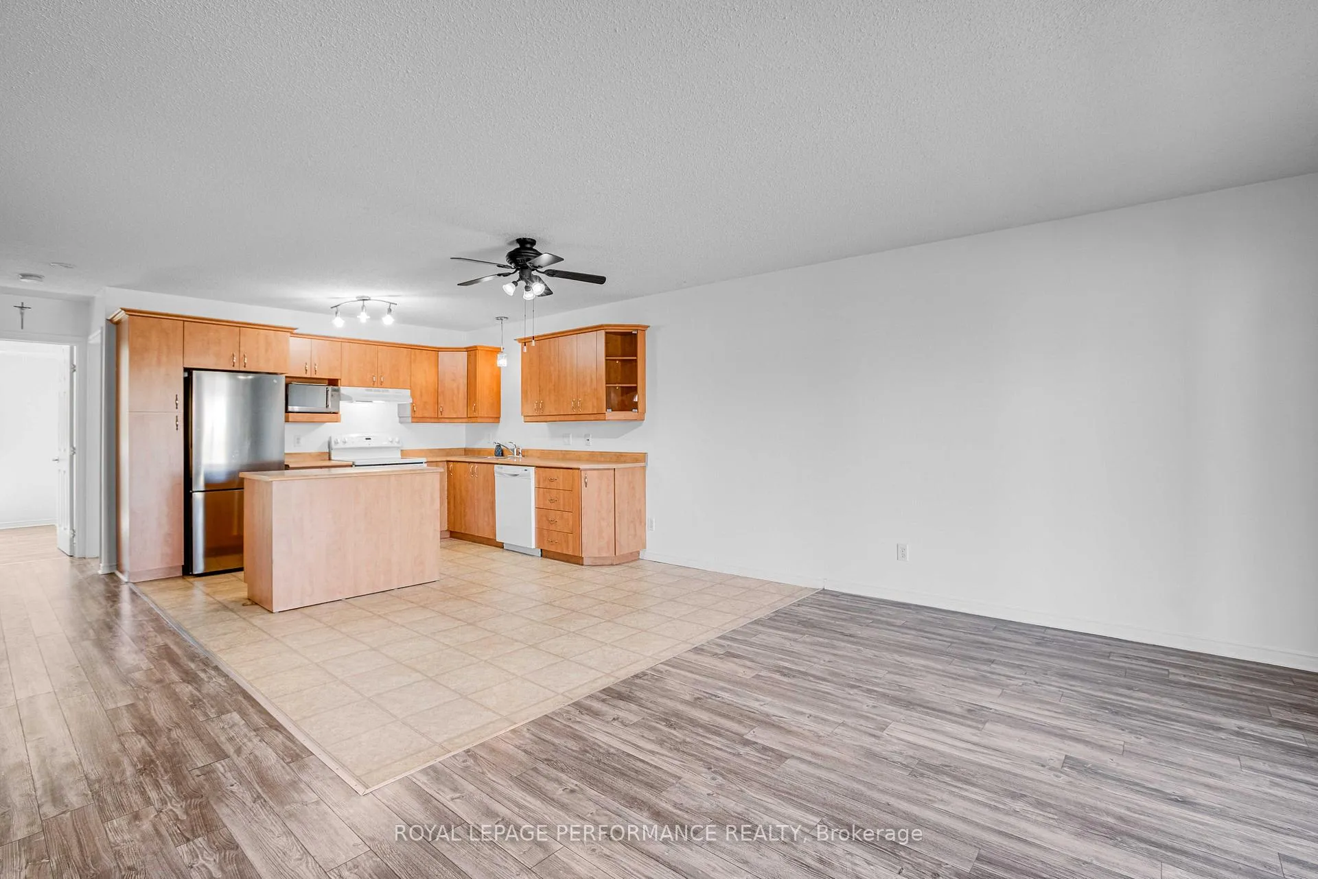 Photo 6 of Unit (4), 16 Pendleton Street, Champlain, Vankleek Hill — HOMEH