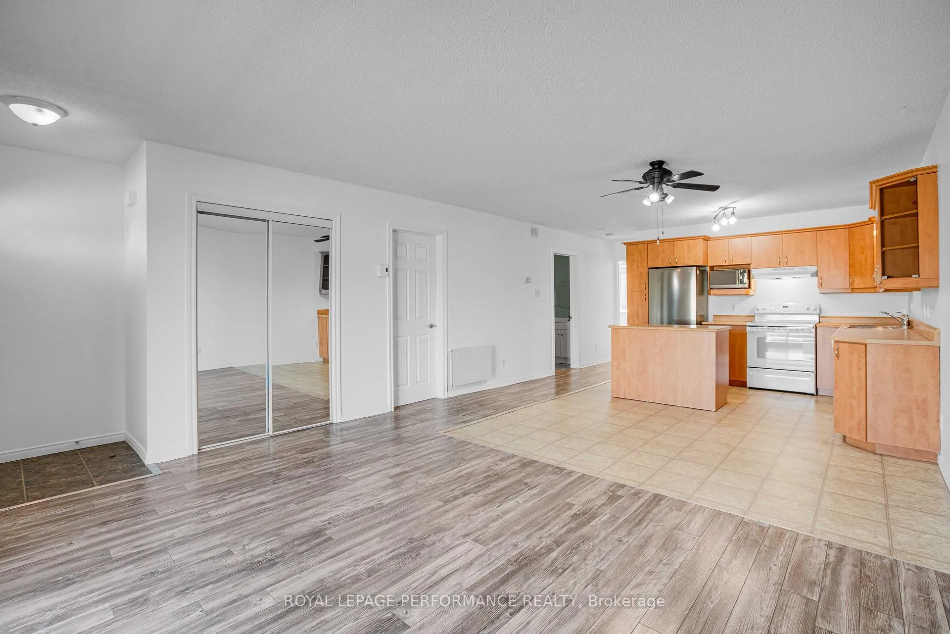 Photo 7 of Unit (4), 16 Pendleton Street, Champlain, Vankleek Hill — HOMEH