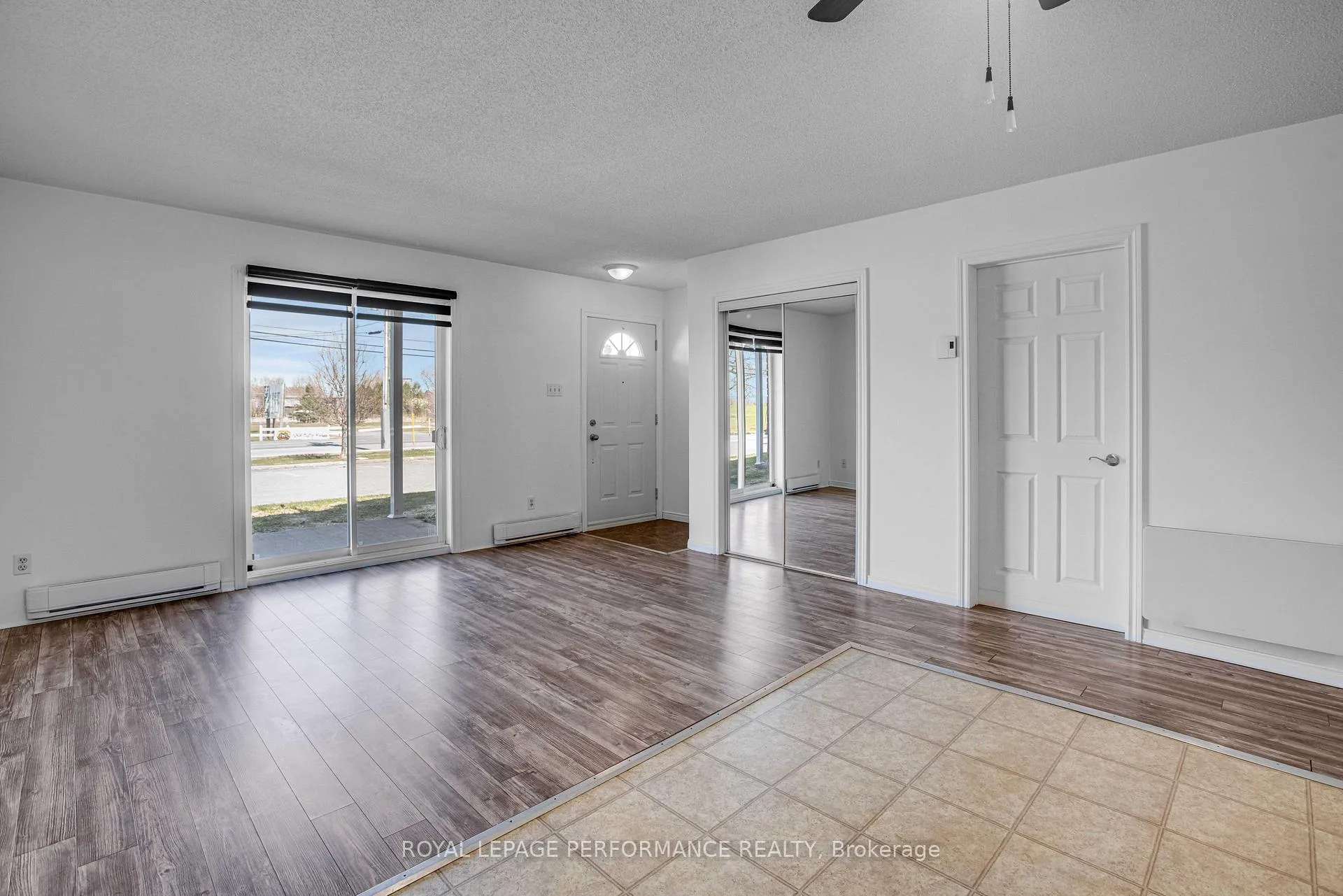 Photo 9 of Unit (4), 16 Pendleton Street, Champlain, Vankleek Hill — HOMEH