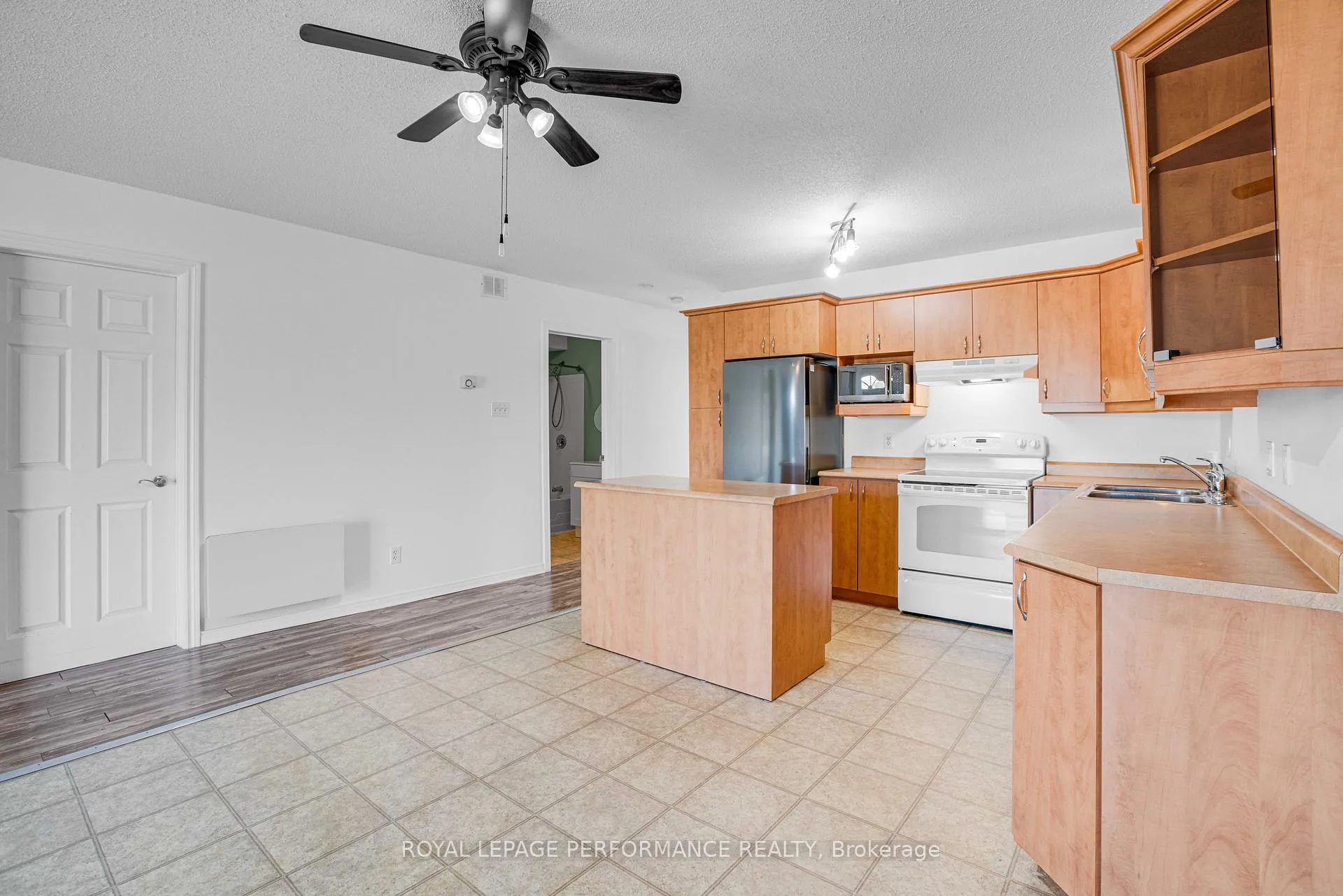 Photo 10 of Unit (4), 16 Pendleton Street, Champlain, Vankleek Hill — HOMEH