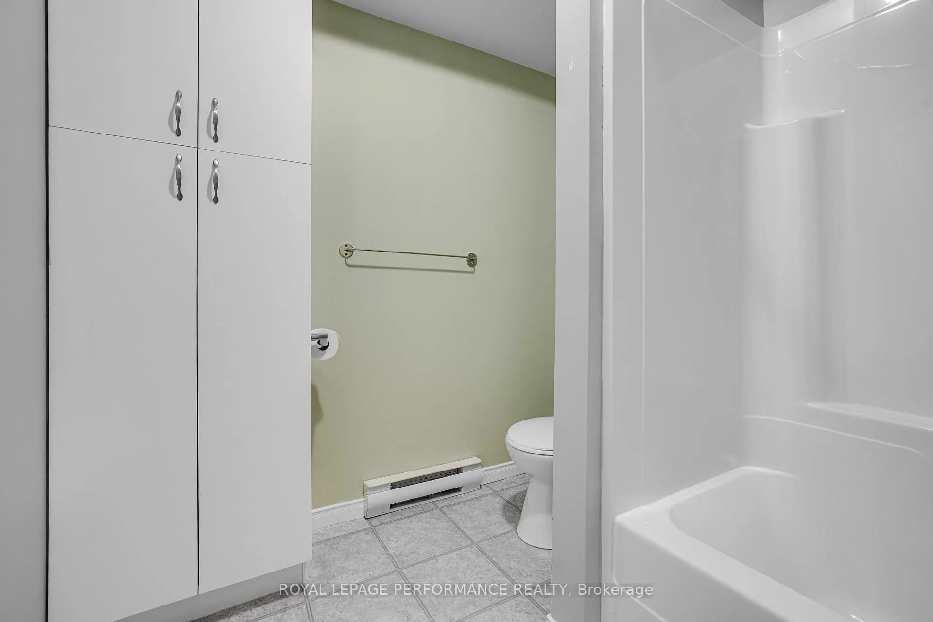 Photo 16 of Unit (4), 16 Pendleton Street, Champlain, Vankleek Hill — HOMEH