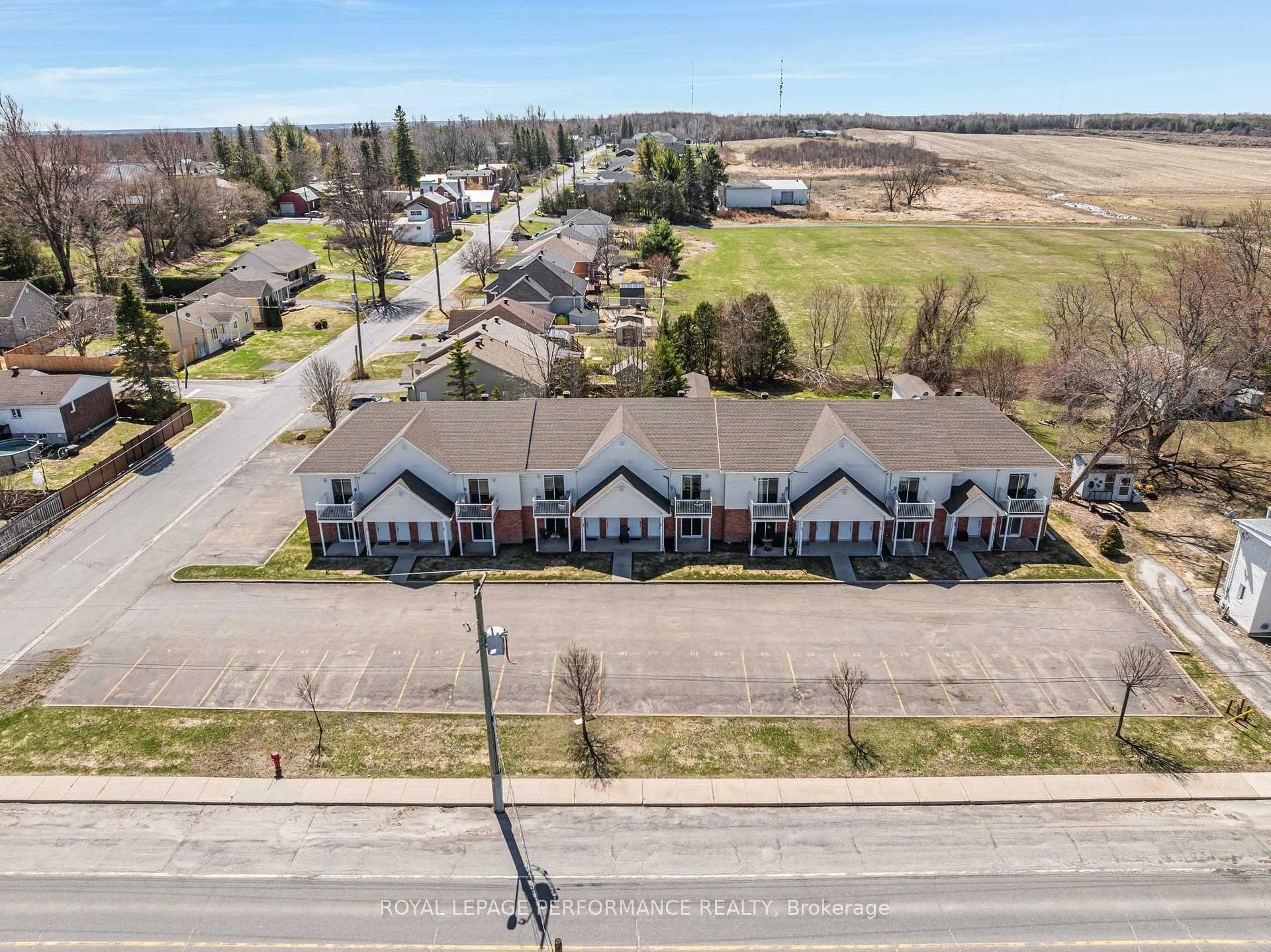 Photo 28 of Unit (4), 16 Pendleton Street, Champlain, Vankleek Hill — HOMEH