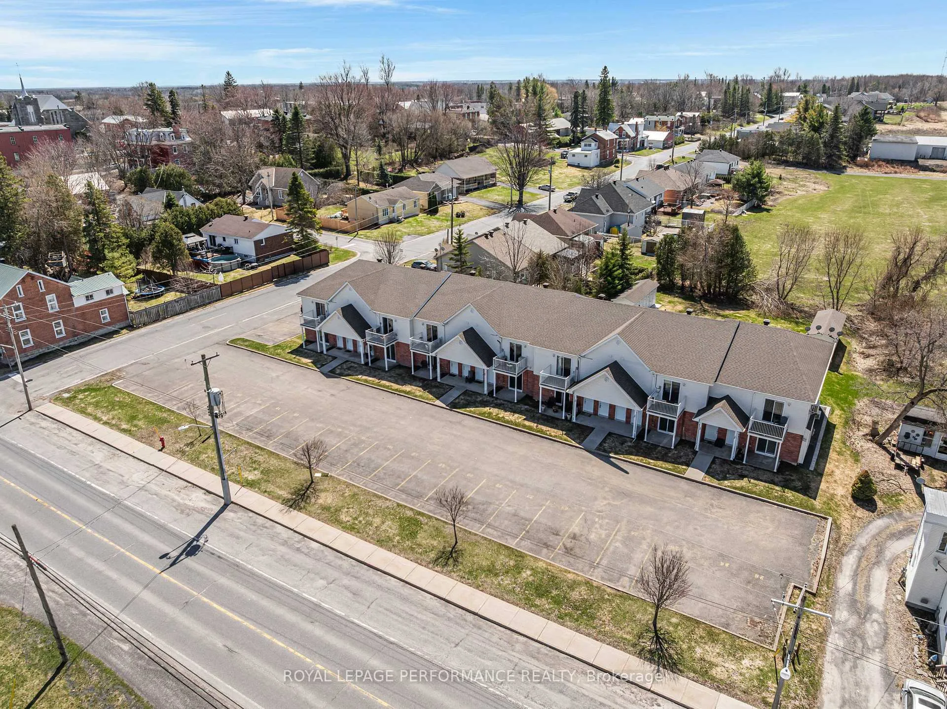 Photo 29 of Unit (4), 16 Pendleton Street, Champlain, Vankleek Hill — HOMEH