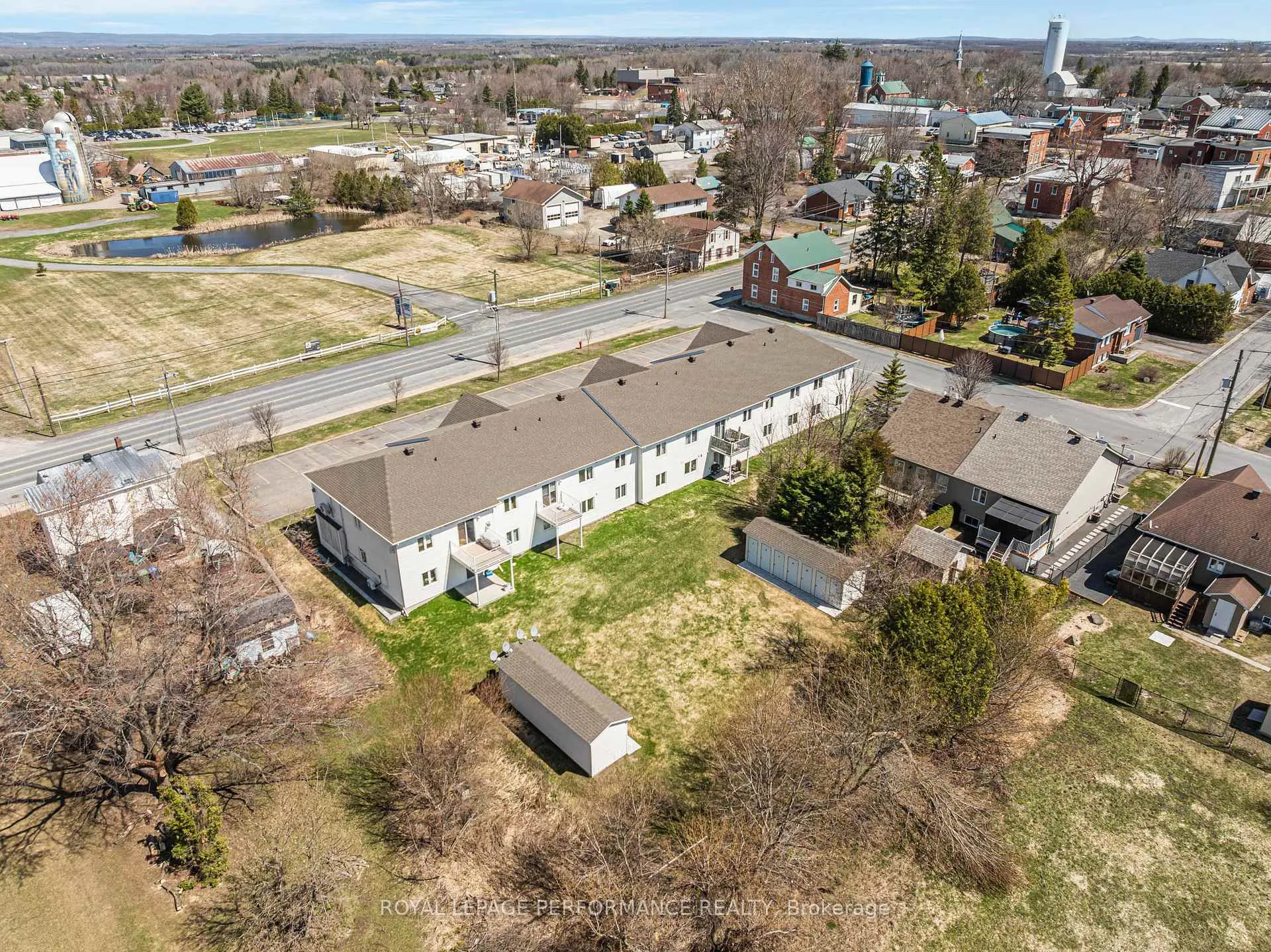 Photo 32 of Unit (4), 16 Pendleton Street, Champlain, Vankleek Hill — HOMEH