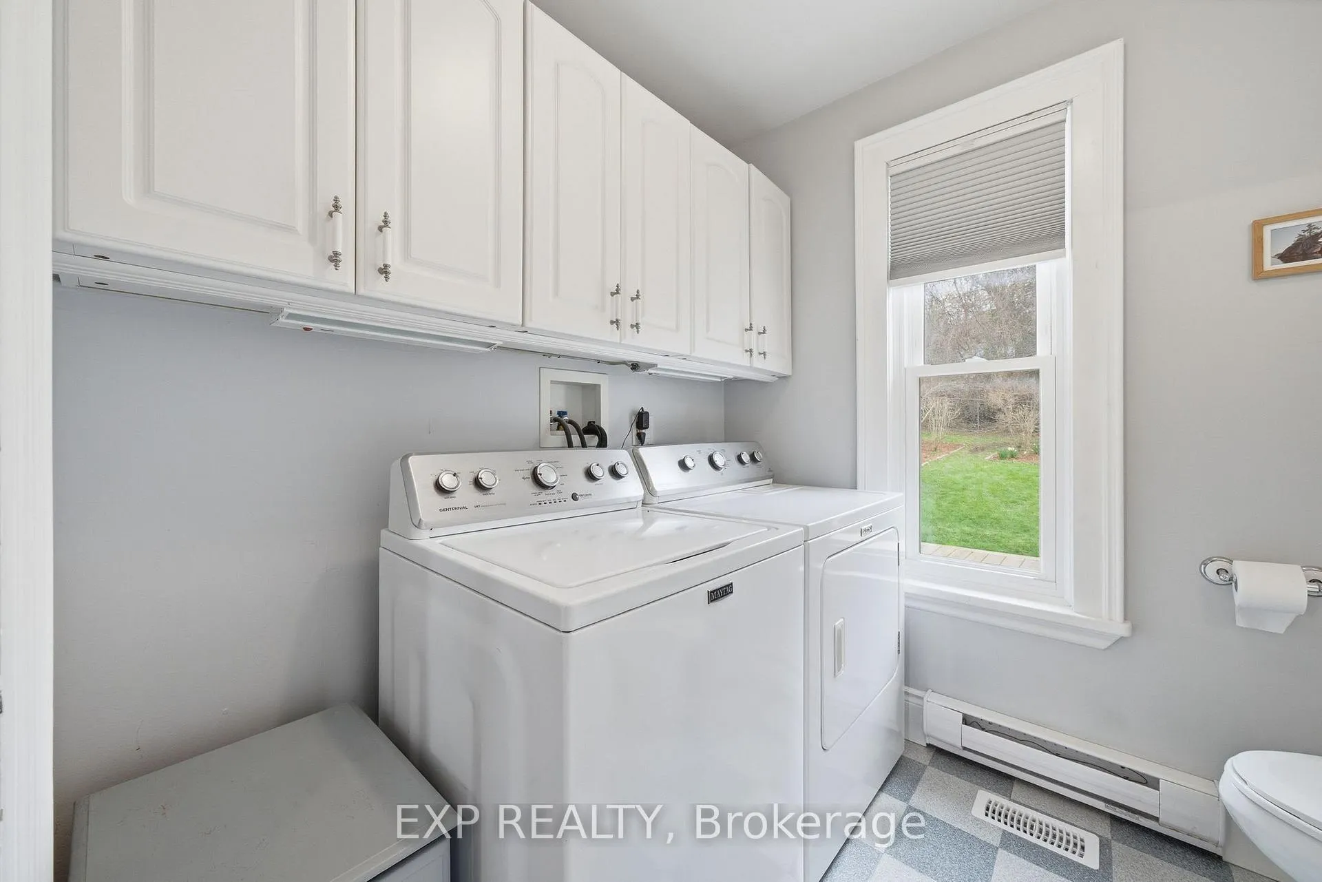 Photo 19 of 17 Cumberland Street, Prince Edward County, Picton Ward — HOMEH