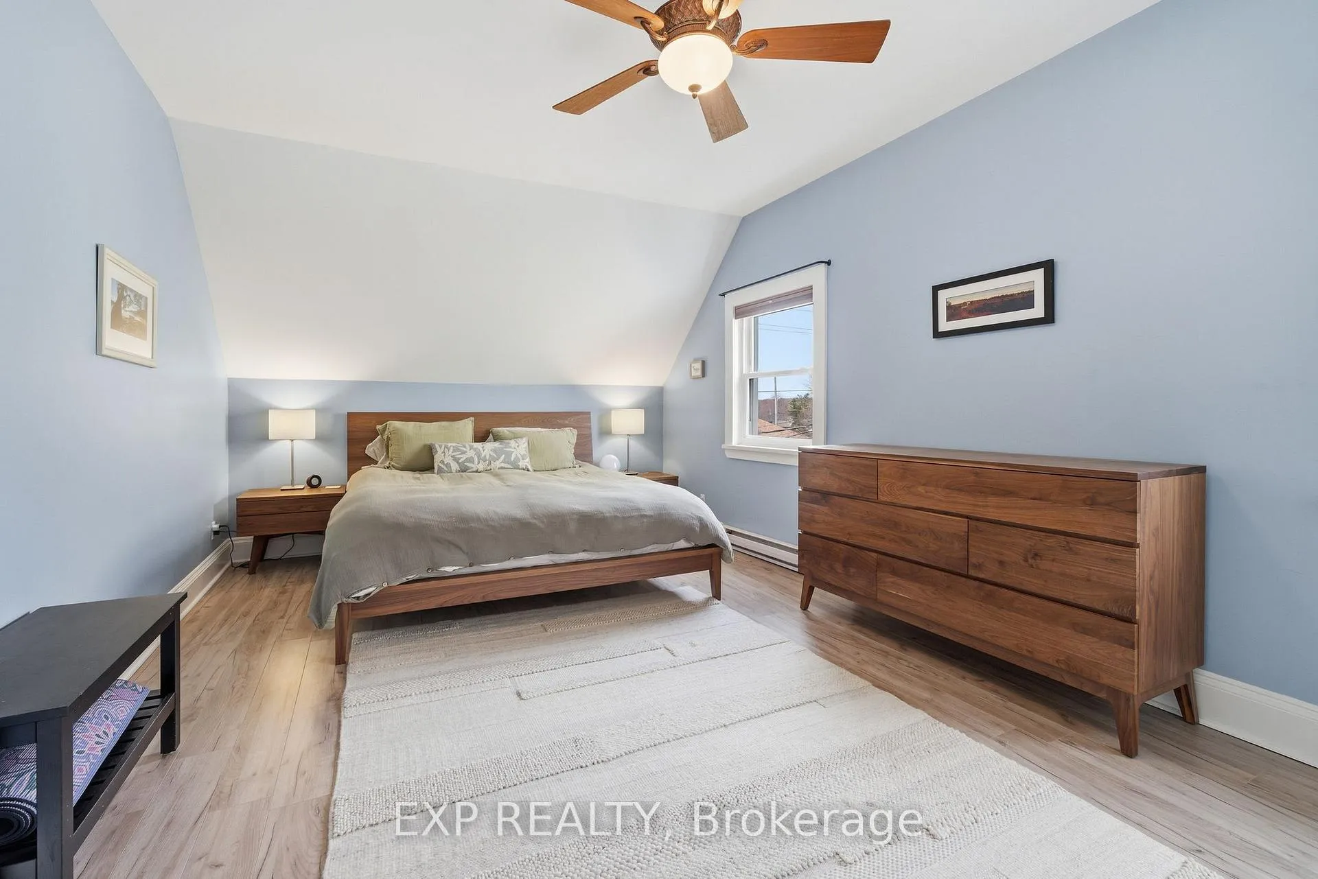 Photo 22 of 17 Cumberland Street, Prince Edward County, Picton Ward — HOMEH