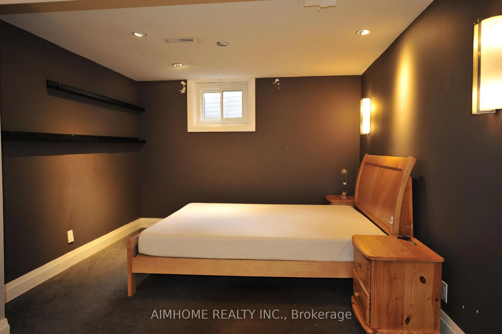 Photo 12 of 38 Sir Brandiles Place, Markham, Markham Village — HOMEH